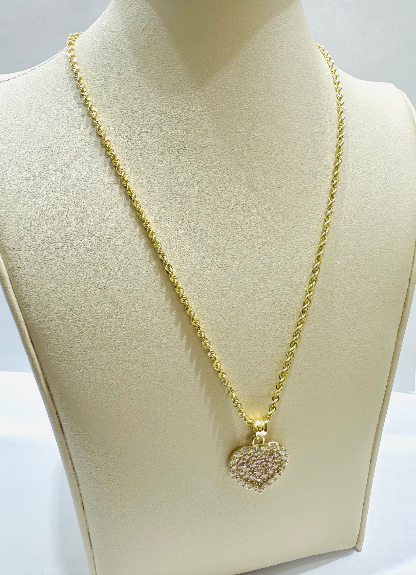 10K GOLD ROPE NECKLACE 18”, WEIGHT: 1.5gm, WIDTH: 2mm WITH HEART CZ STONES PENDANT, WEIGHT: 2.4gm