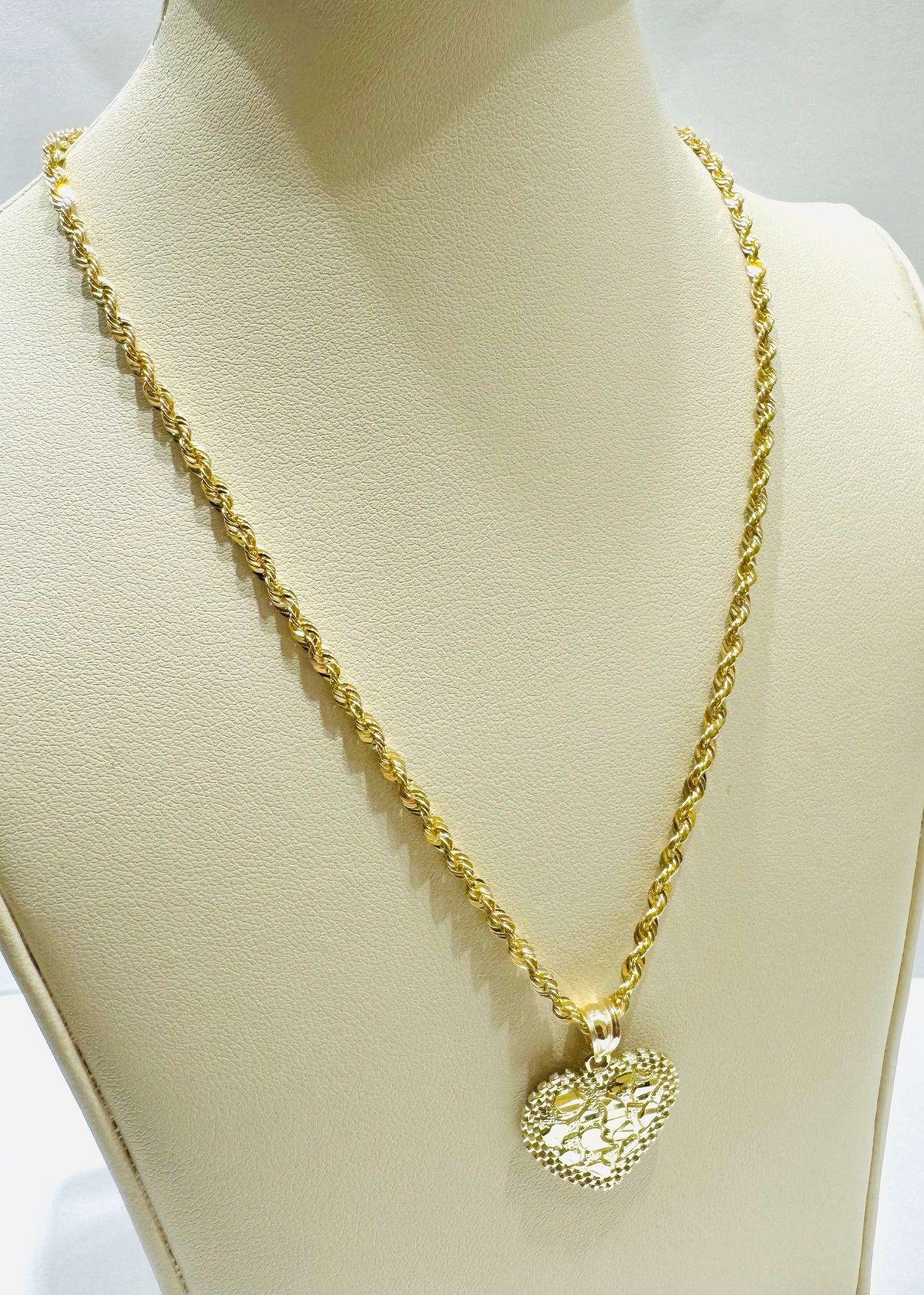 10K GOLD ROPE NECKLACE 20”, WEIGHT: 3.3gm, WIDTH: 2.5mm WITH HEART NUGGET PENDANT, WEIGHT: 1.7gm