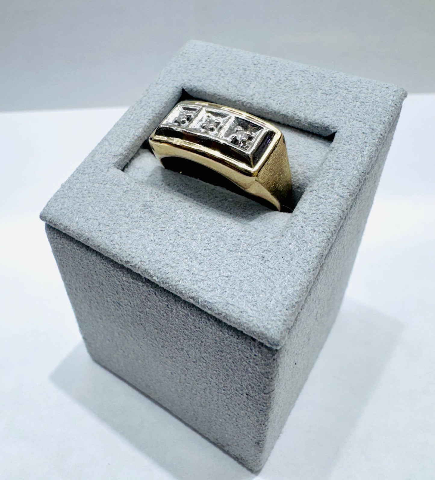 10K GOLD MEN’S NATURAL DIAMOND RING 0.10CT, SIZE: 7