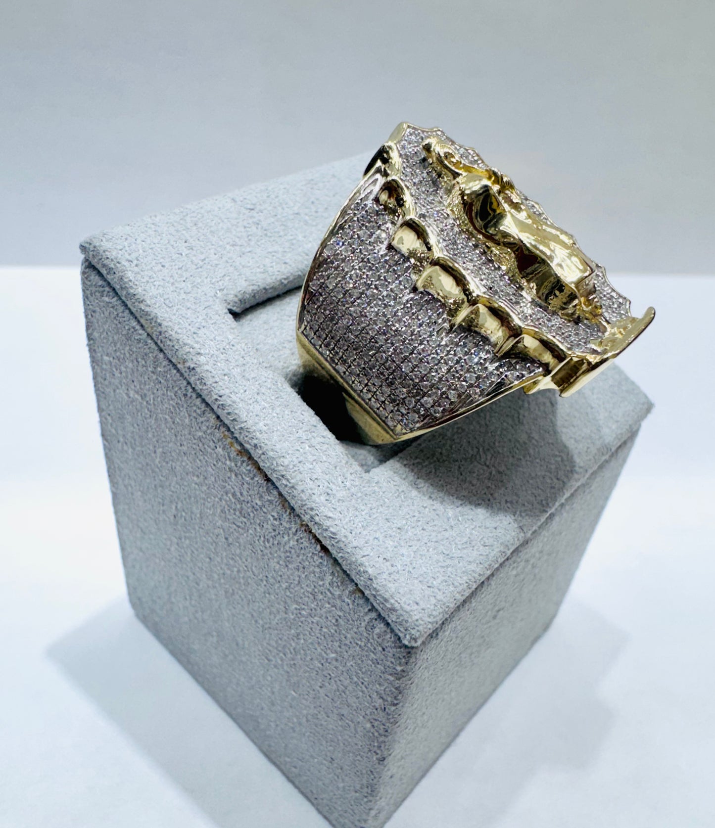 10K GOLD MEN’S NATURAL DIAMOND VIRGIN MARY RING 2CT, SIZE: 10