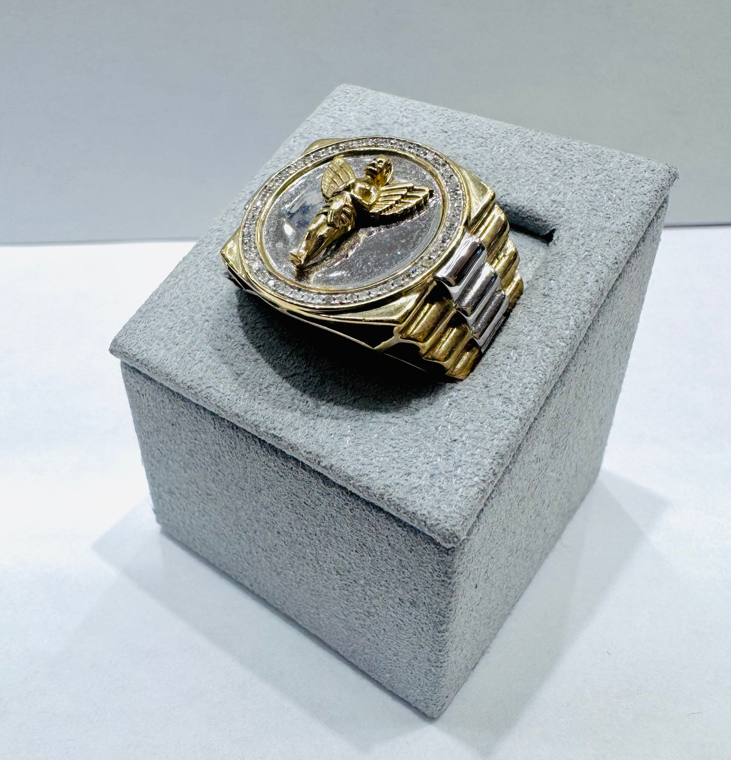 10K GOLD MEN’S NATURAL DIAMOND ANGEL RING 0.13CTW, SIZE: 10