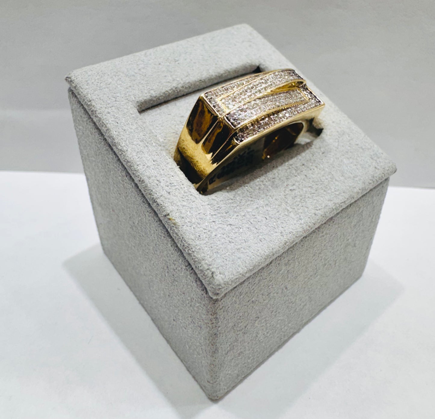 10K GOLD MEN’S NATURAL DIAMOND RING 0.29CT, SIZE: 10
