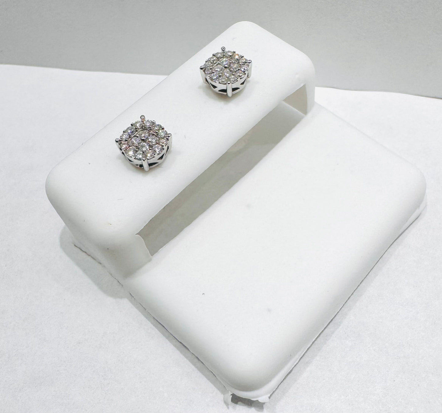 SILVER MOISSANITE EARRINGS 0.25CT