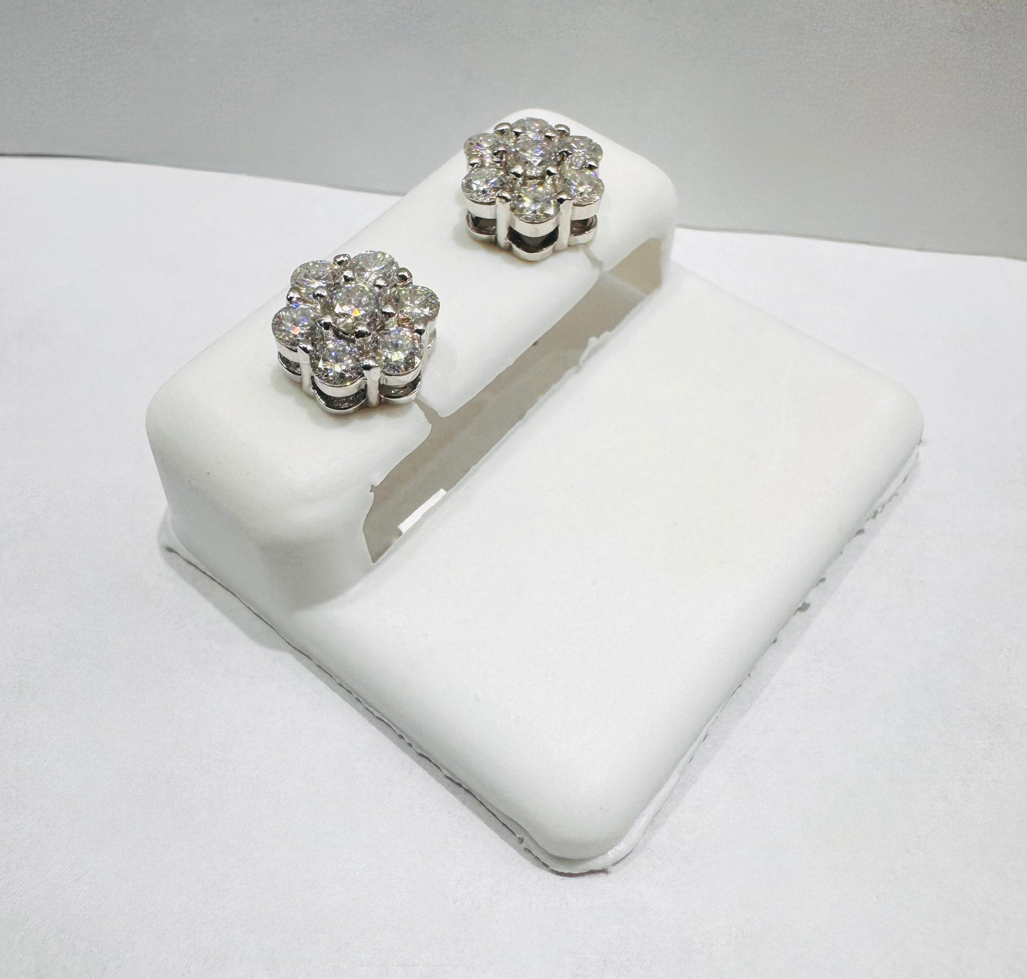 SILVER MOISSANITE EARRINGS 1.50CT