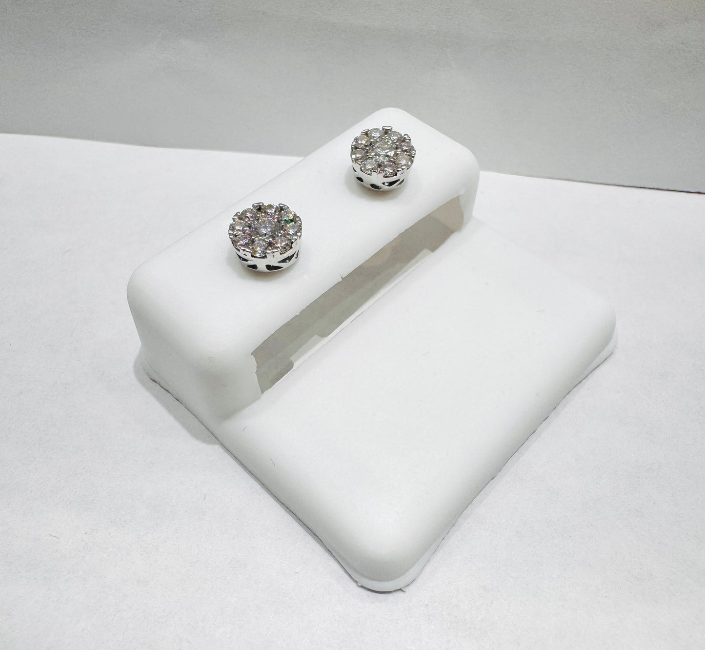 SILVER MOISSANITE ROUND EARRINGS 0.55CT