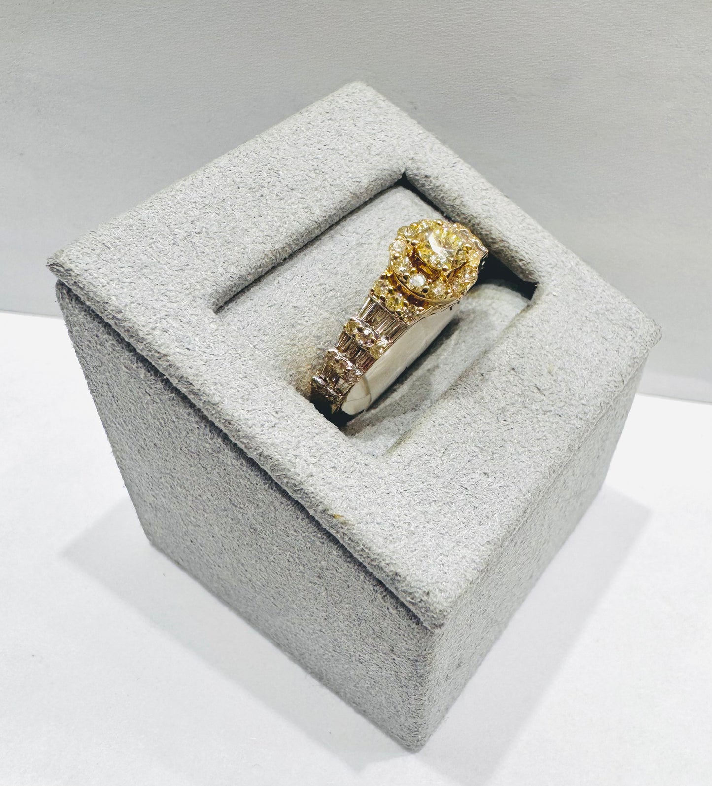 10K GOLD NATURAL DIAMOND RING 1.03CT, SIZE: 7