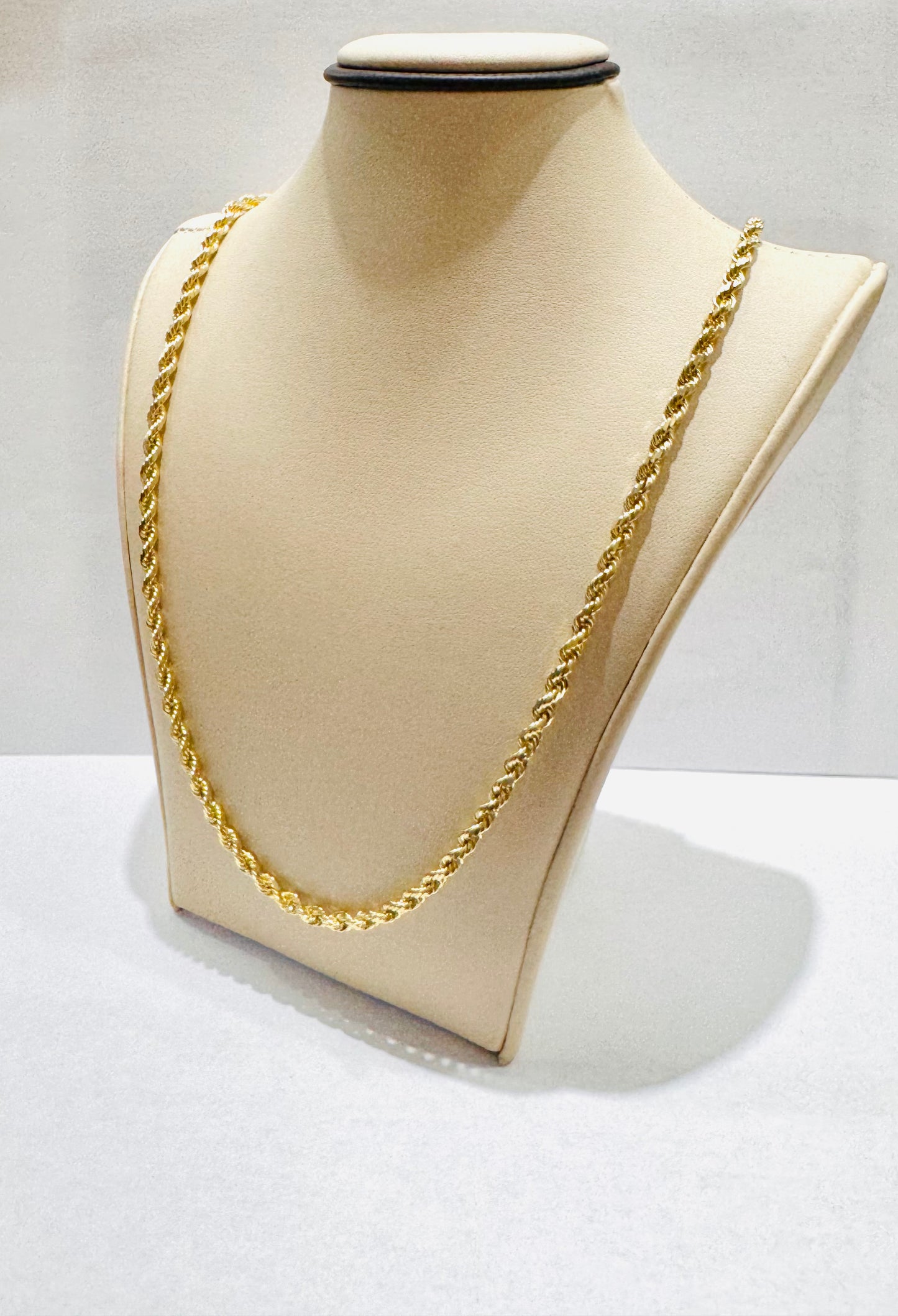 10K GOLD SOLID ROPE NECKLACE 18”, WEIGHT: 20.4gm, WIDTH: 3.3mm