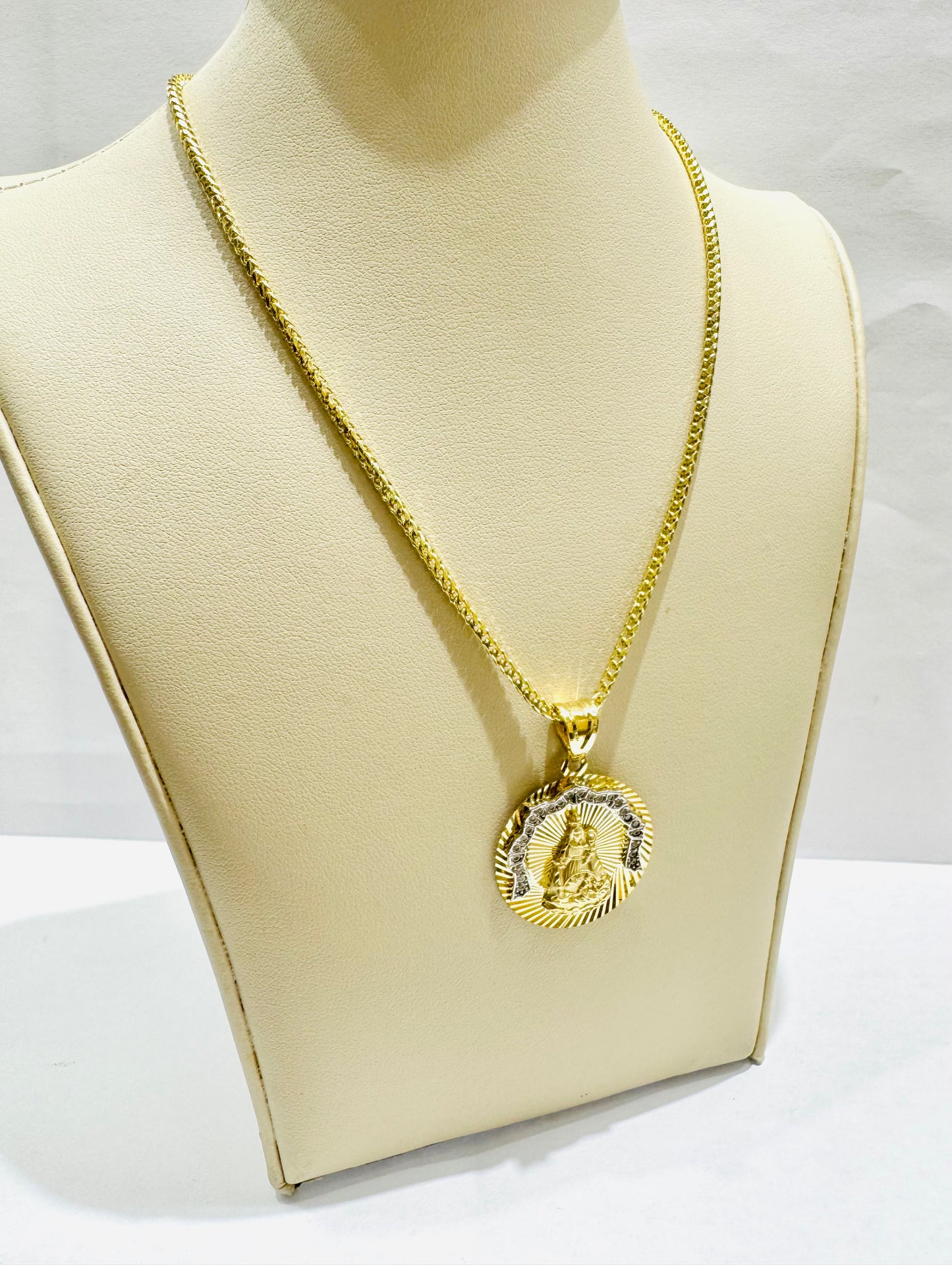 10K GOLD SOLID FRANCO NECKLACE 20” WITH VIRGEN DE LA CARIDAD DEL COBRE PENDANT SET, WEIGHT: 13.5gm