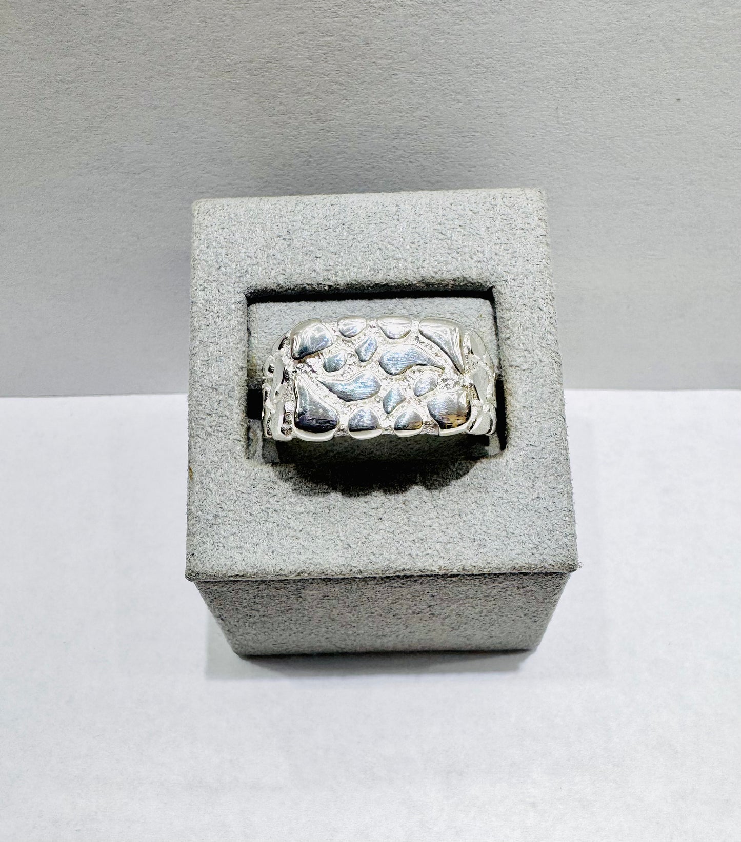 SILVER MEN NUGGET RING, WEIGHT: 5.5gm, SIZE: 12