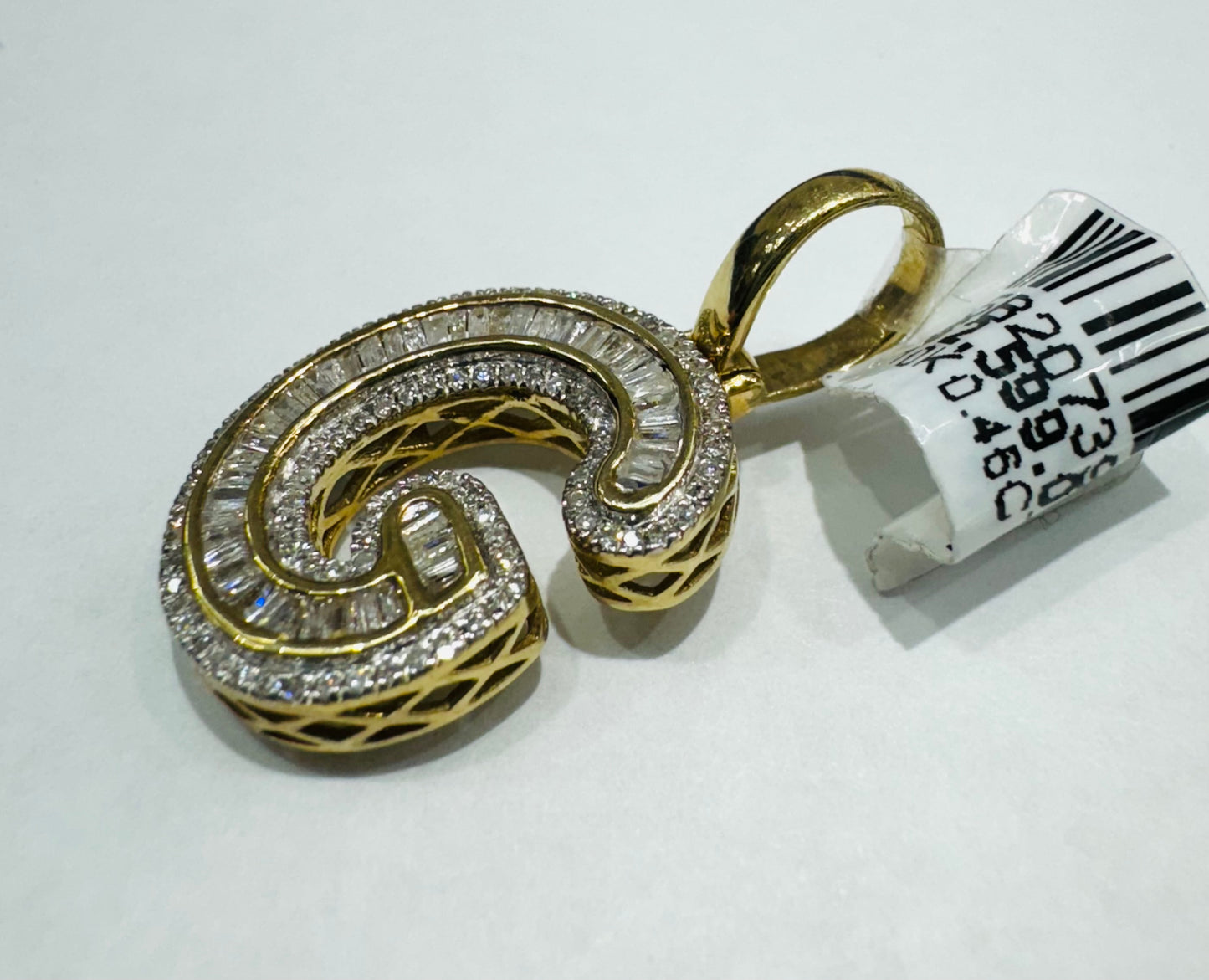 10K GOLD NATURAL DIAMOND INTIAL LETTER “G” PENDANT, 0.46CT