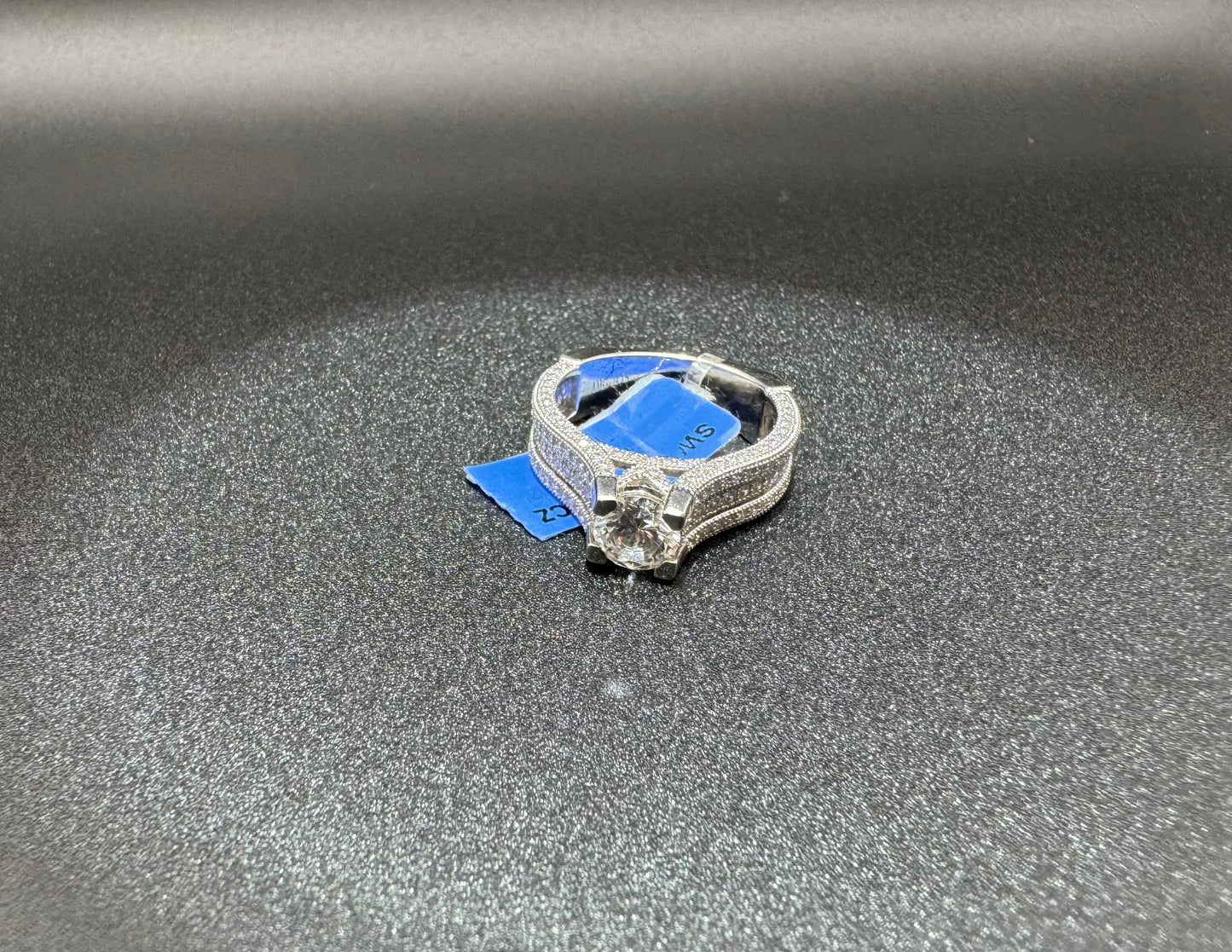 SILVER RING WITH SWAROVSKI STONES, SIZE: 8, WEIGHT: 6.7gm