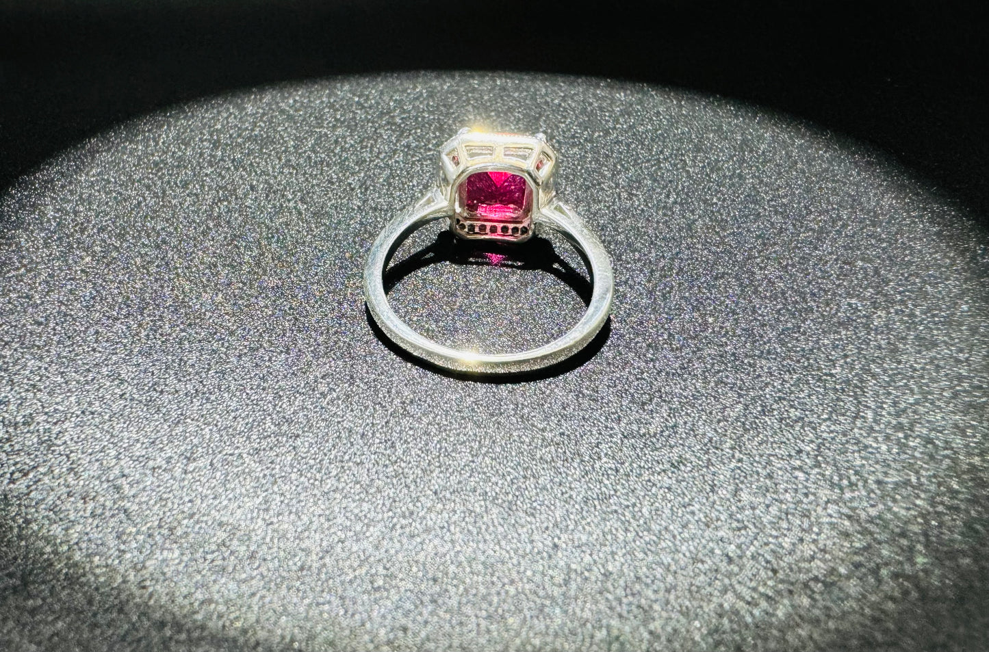 SILVER RING WITH PINK AND WHITE SWAROVSKI STONES, SIZE: 9, WEIGHT: 4gm