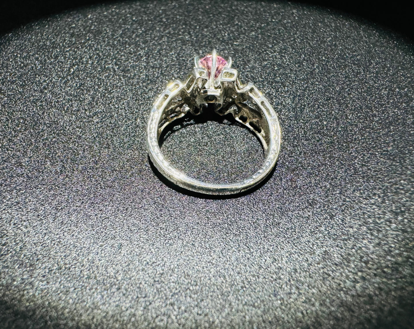 SILVER RING WITH PINK AND WHITE CZ STONES, SIZE: 7, WEIGHT: 4.1gm