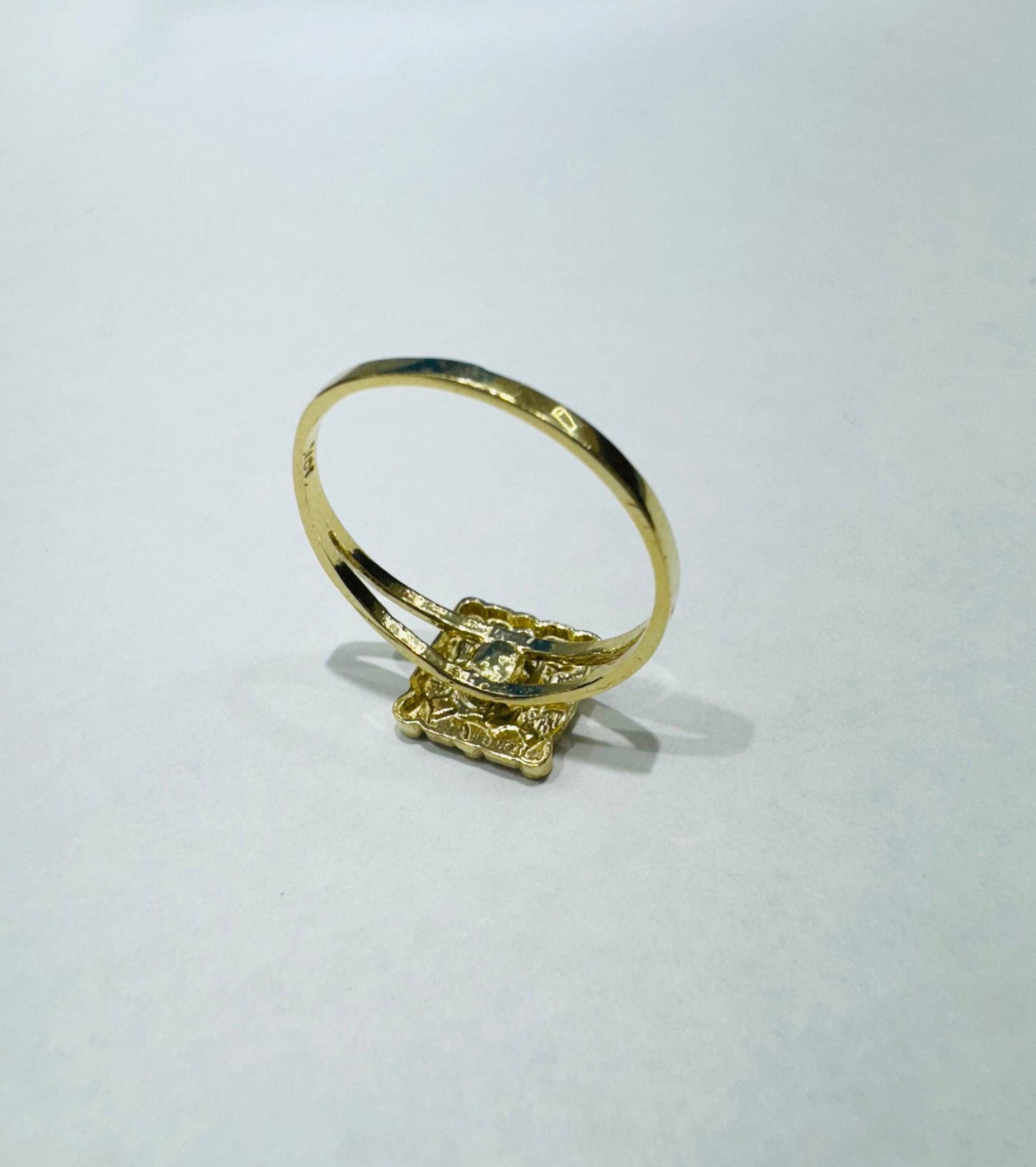 10K GOLD SQUARE NUGGET RING, SIZE: 6, WEIGHT: 1.4gm