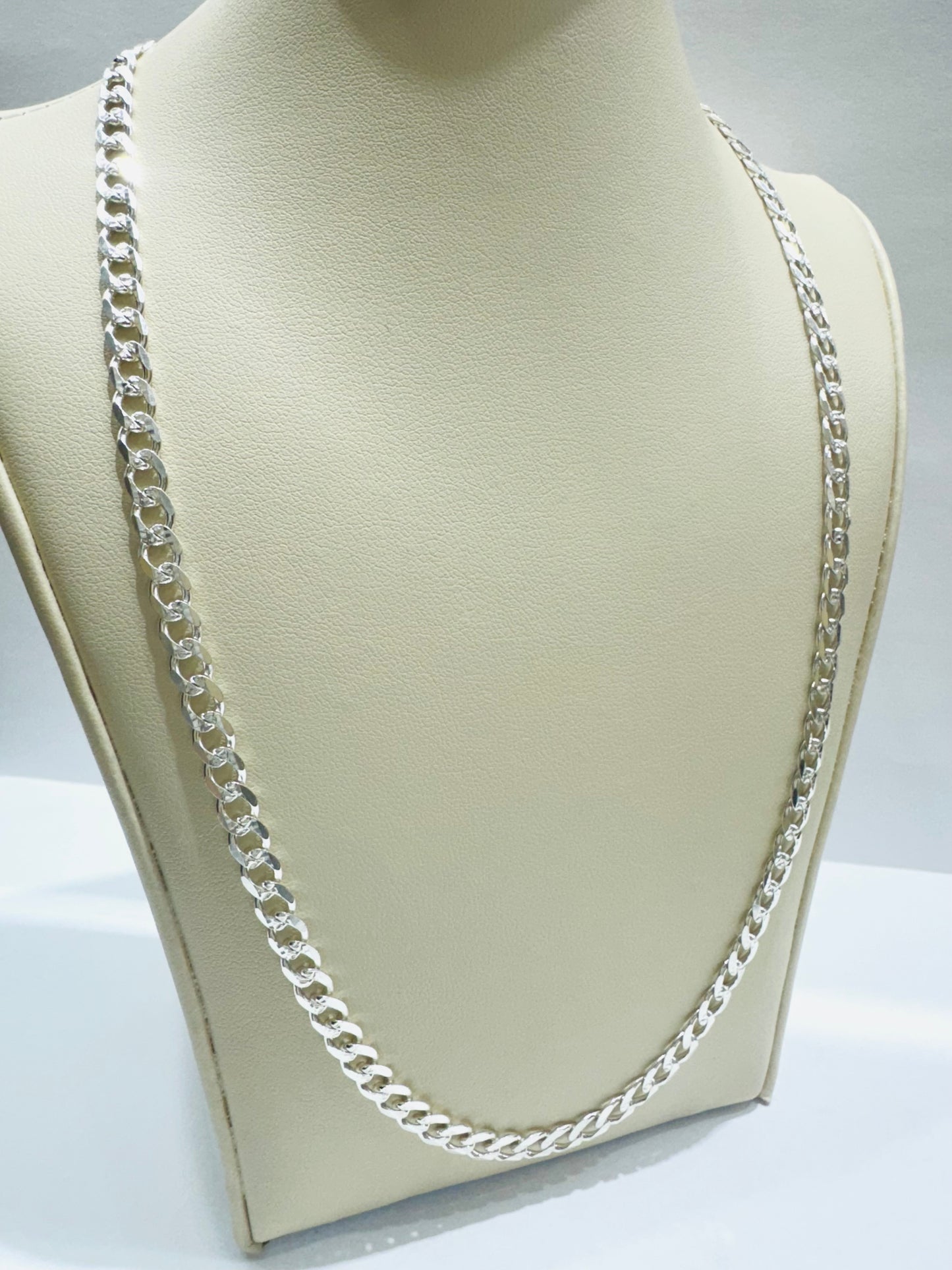 SILVER ITALIAN CUBAN LINK NECKLACE 30”, WEIGHT: 19.6gm, WIDTH: 4.71mm