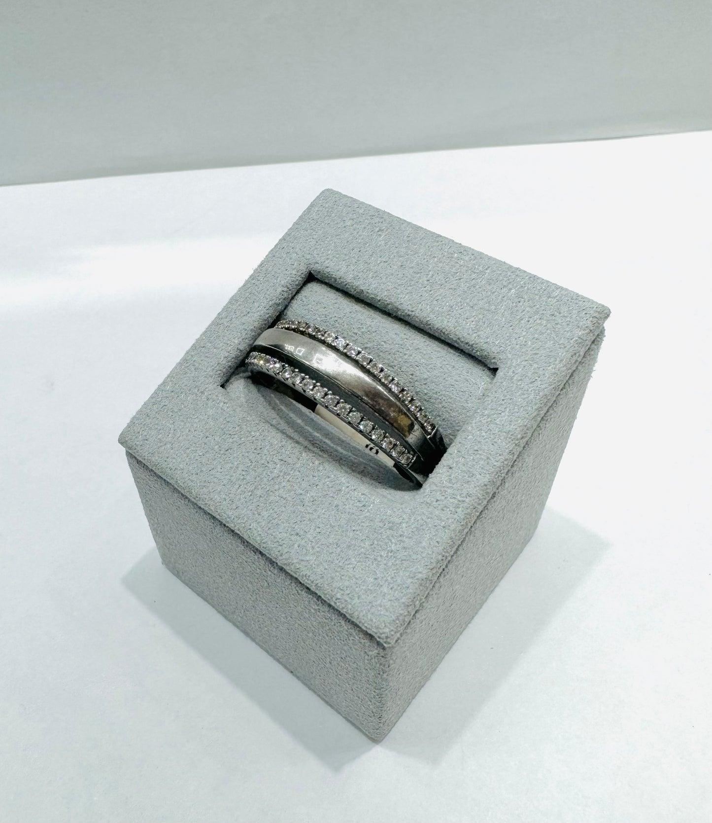 SILVER MENS BAND, SIZE: 13, WEIGHT: 4.6gm
