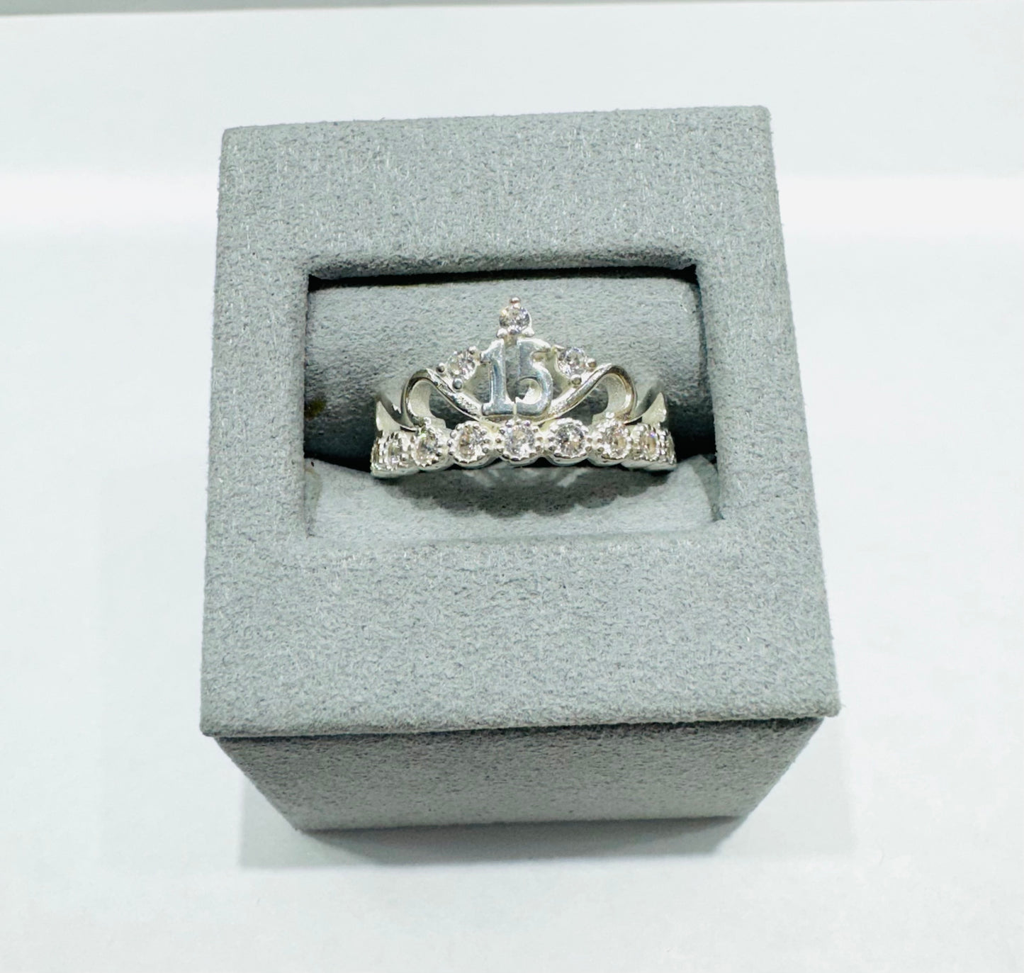 SILVER QUINCEANERA CROWN 15 RING, SIZE: 8, WEIGHT: 3.3gm