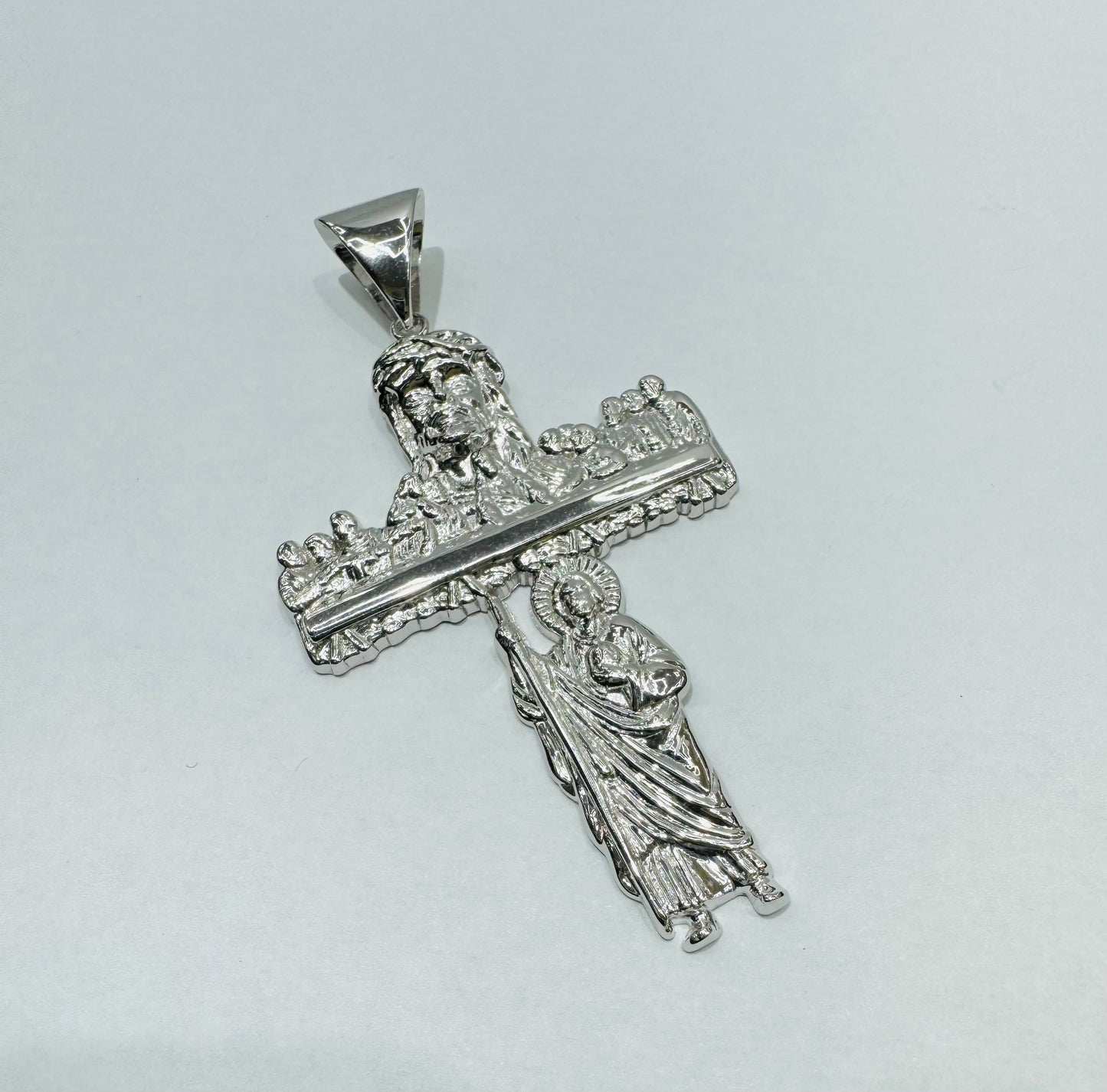 SILVER LAST SUPPER CROSS PENDANT, WEIGHT: 10gm