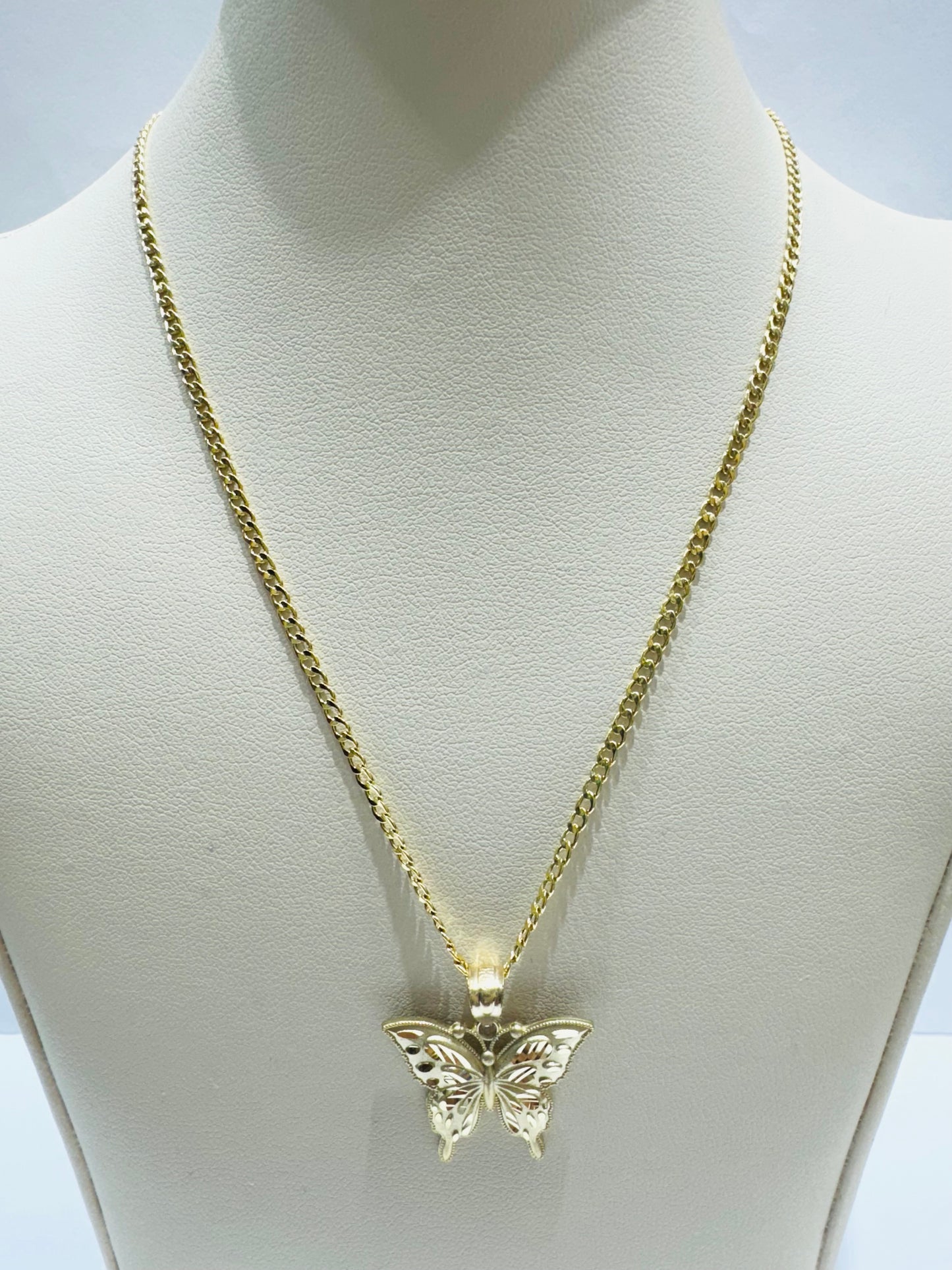 10K GOLD CUBAN LINK NECKLACE 18” WEIGHT 1.3gm, WIDTH: 2mm WITH BUTTERFLY PENDANT, WEIGHT: 1.9gm