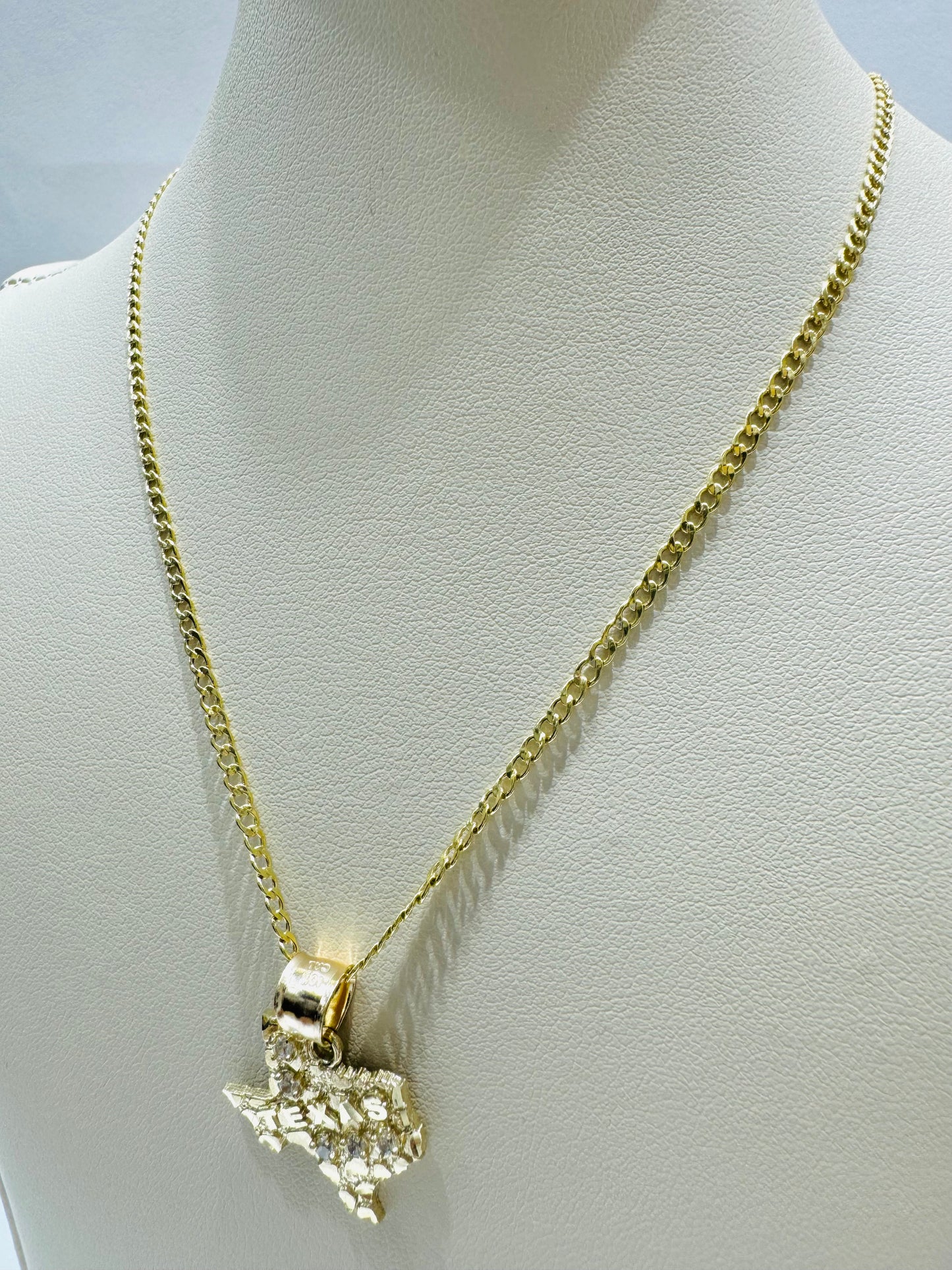 10K GOLD CUBAN LINK NECKLACE 22”, WEIGHT: 1.5gm, WIDTH: 1.99mm WITH TEXAS PENDANT, WEIGHT: 1.4gm