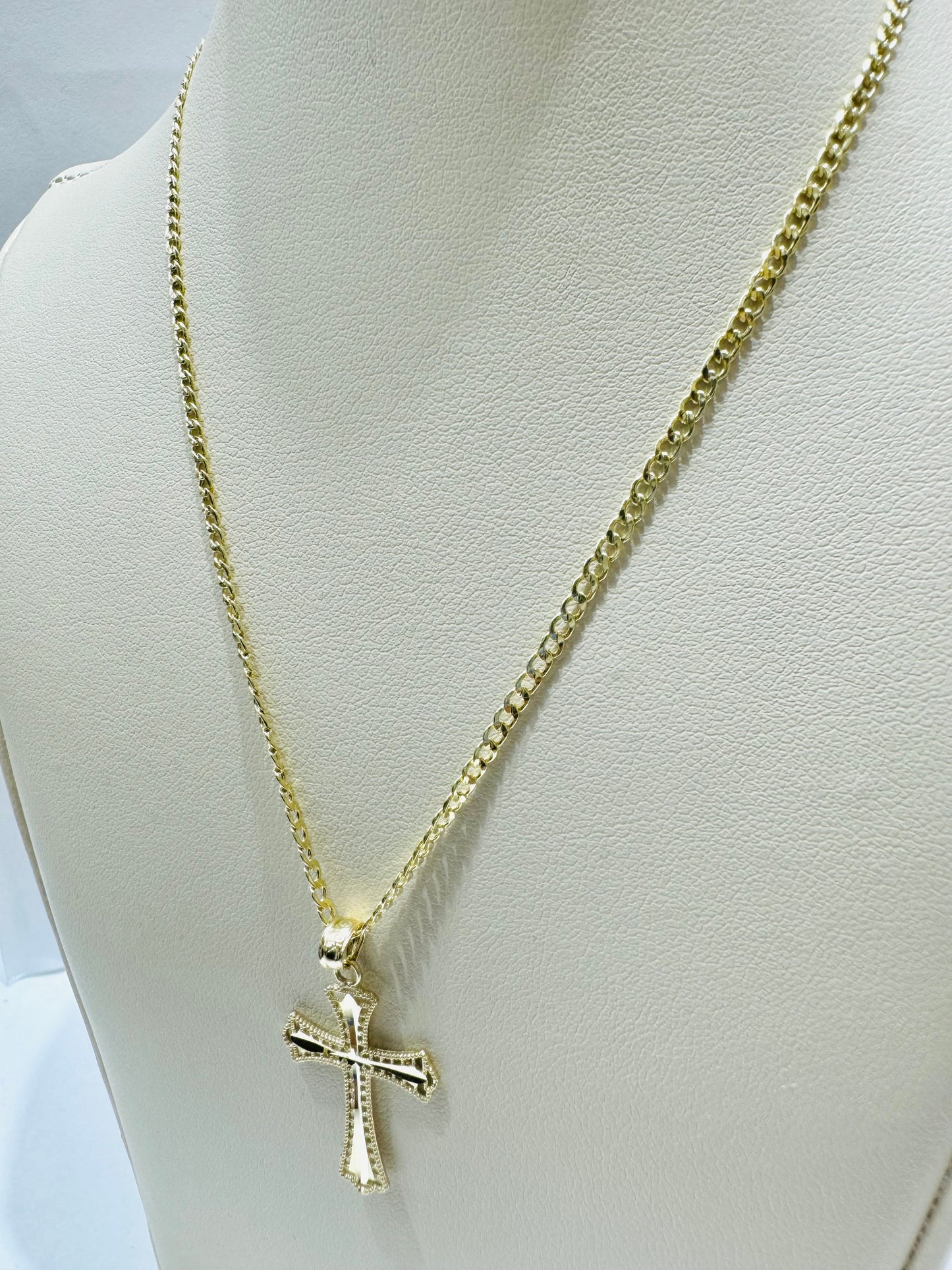 10K GOLD CUBAN LINK NECKLACE 26”, WEIGHT: 1.8gm, WIDTH: 2mm WITH CROSS PENDANT, WEIGHT: 0.8gm
