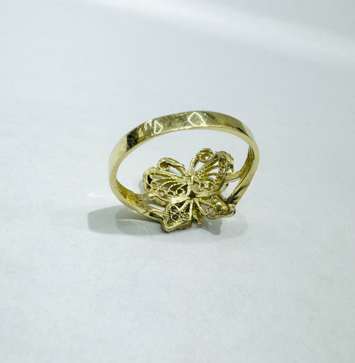 10K GOLD BUTTERFLY RING, WEIGHT: 2.4gm, SIZE: 7