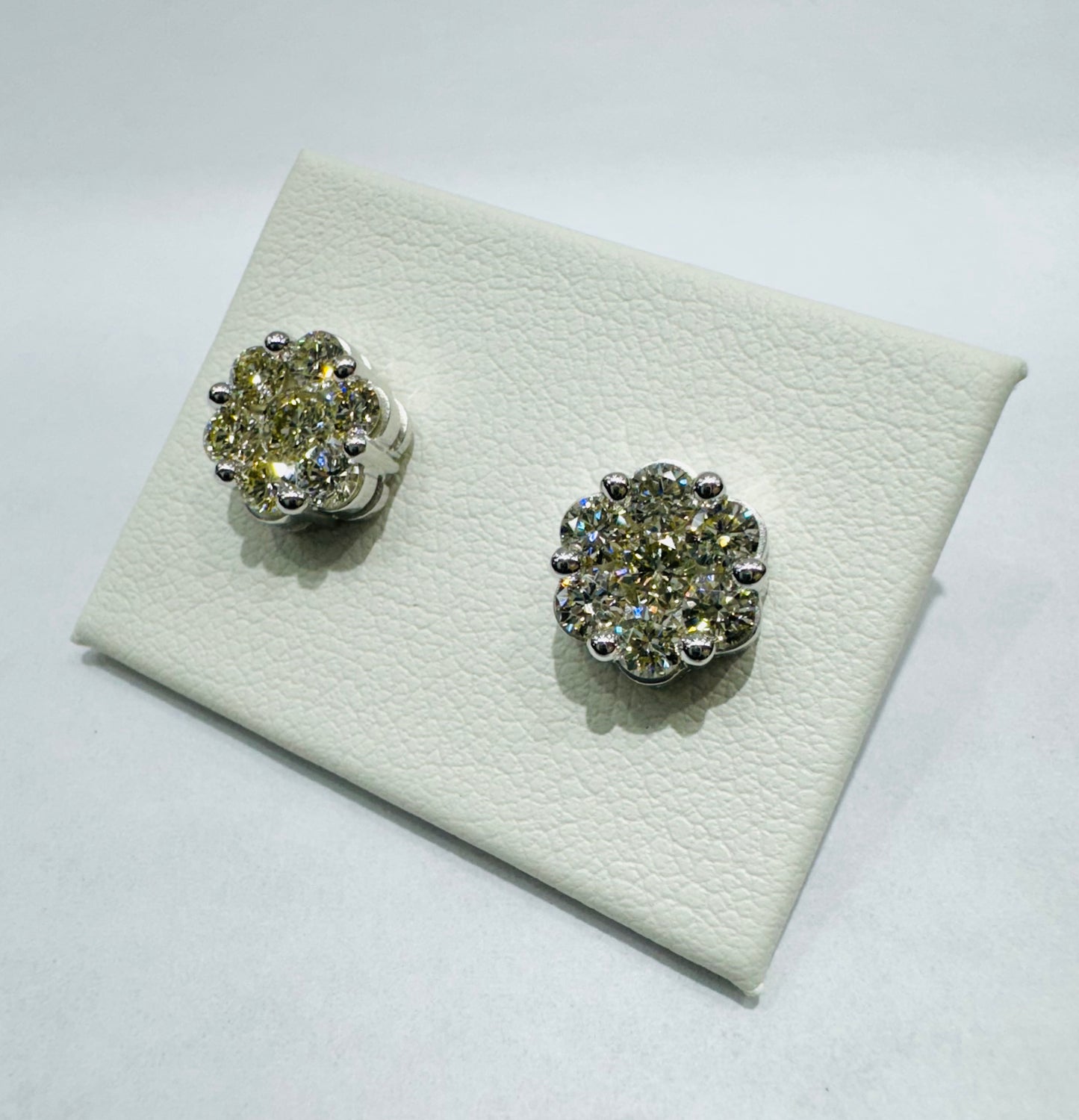 10K WHITE GOLD NATURAL DIAMOND EARRINGS 1.5CT