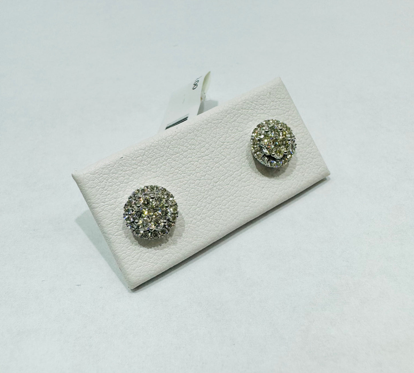 10K WHITE GOLD NATURAL DIAMOND EARRINGS 0.52CT