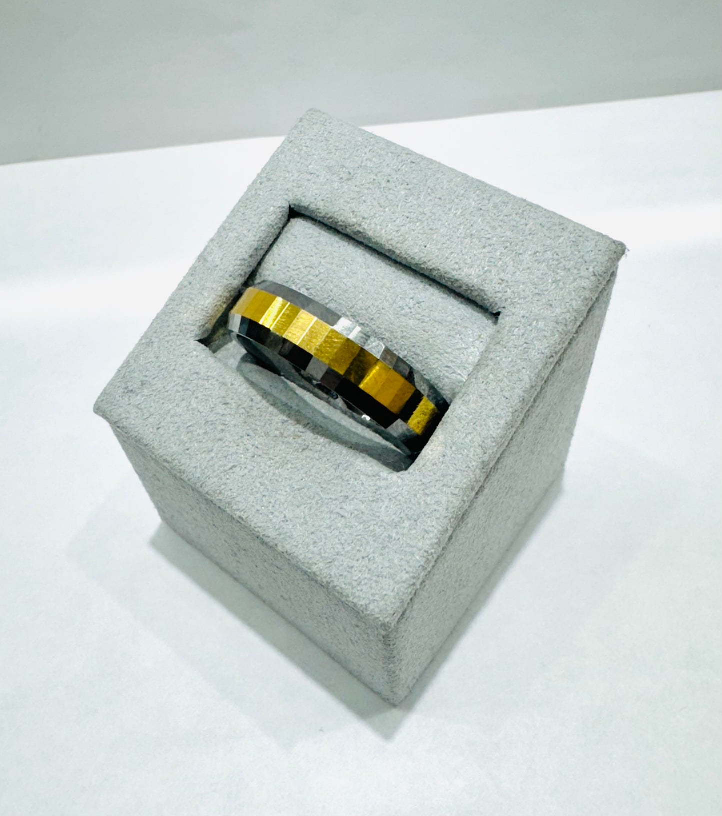 TUNGSTEN CARBIDE WEDDING BAND 6mm, SIZE: 11