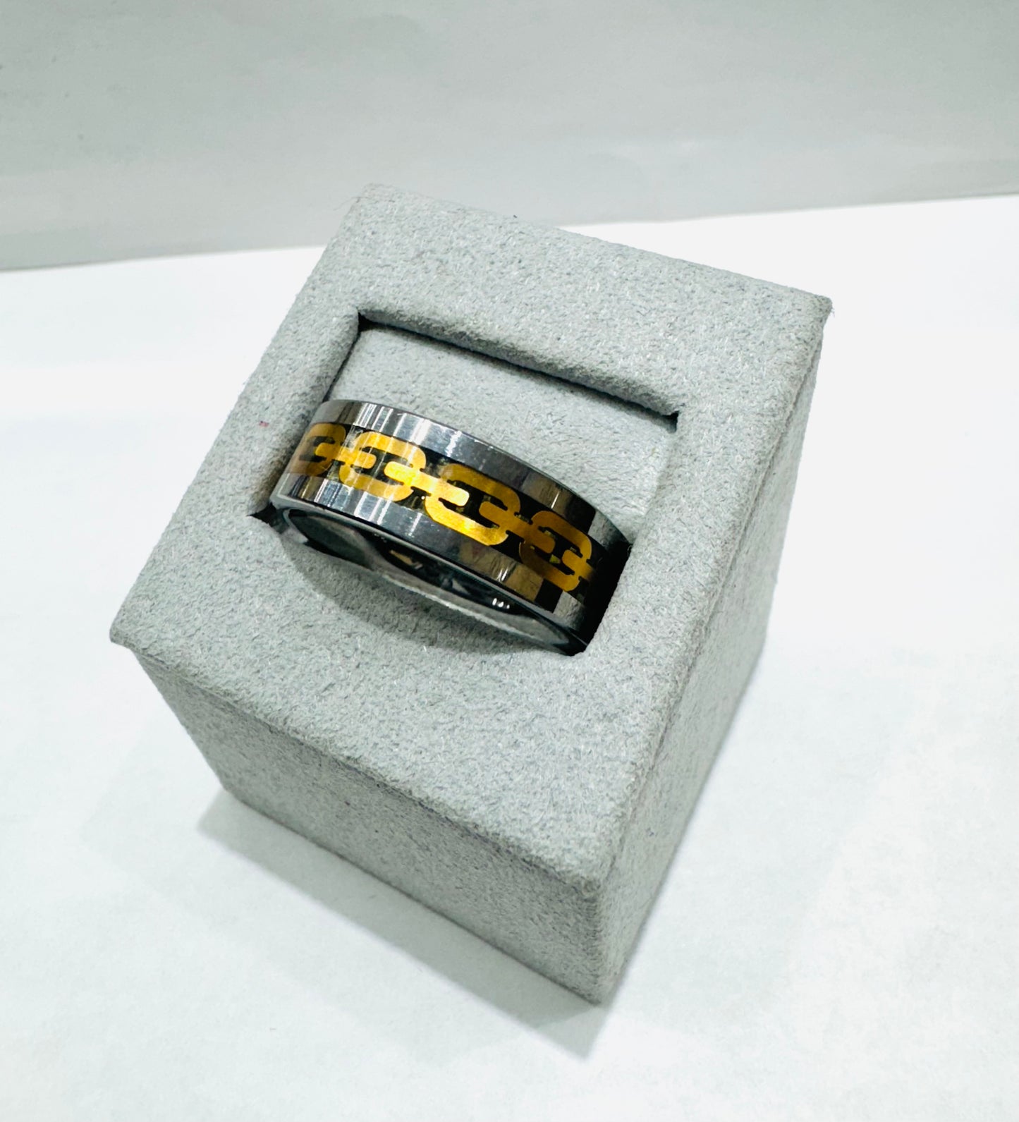 TUNGSTEN CARBIDE WEDDING BAND WITH GOLD ANCHOR LINK INLAY 8mm, SIZE: 13