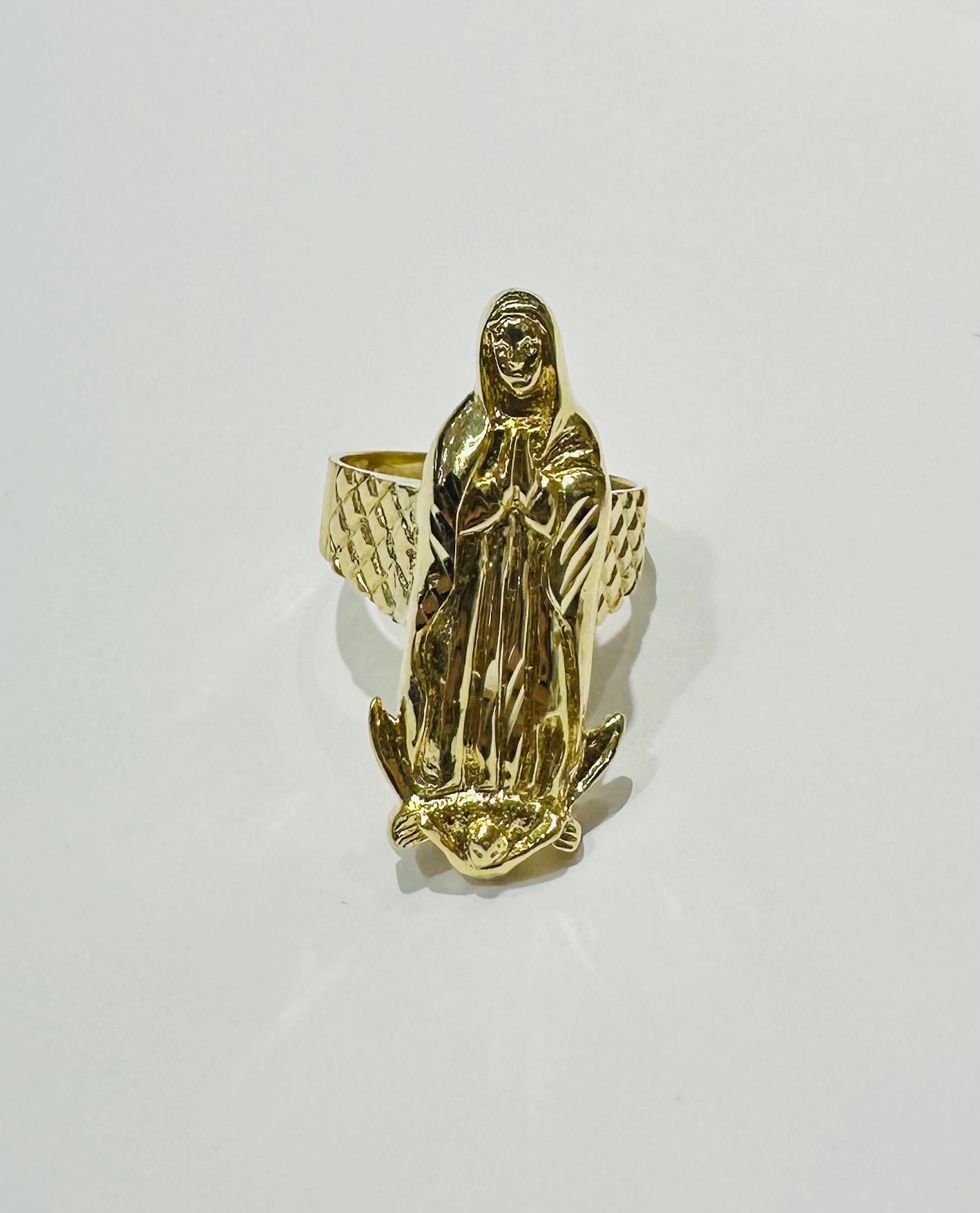 10K GOLD VIRGIN DE GUADELUPE RING-Weight: 8.3gm