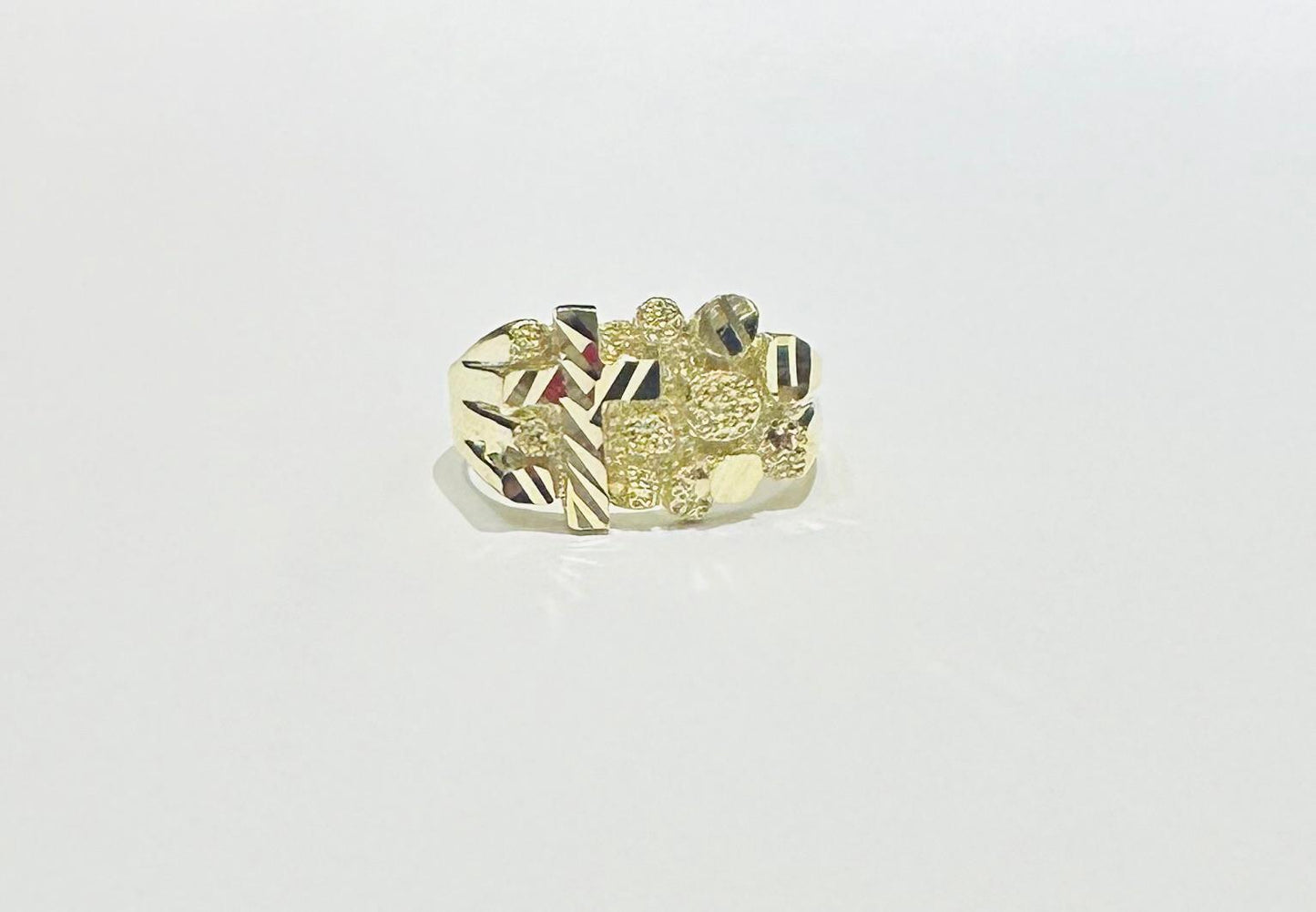 10K GOLD NUGGET CROSS RING, WEIGHT: 6.0gm