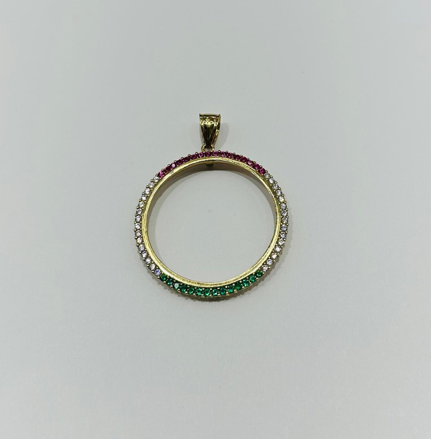 10K GOLD ROUND MEMORIAL PENDANT WITH CZ STONE, WEIGHT: 8.4gm