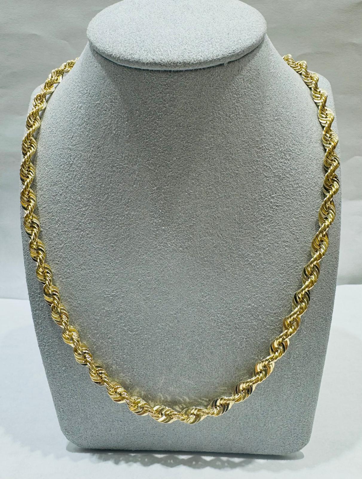 10K GOLD HOLLOW ROPE CHAIN 30", WEIGHT 16.4 gm, WIDTH 5.22 mm