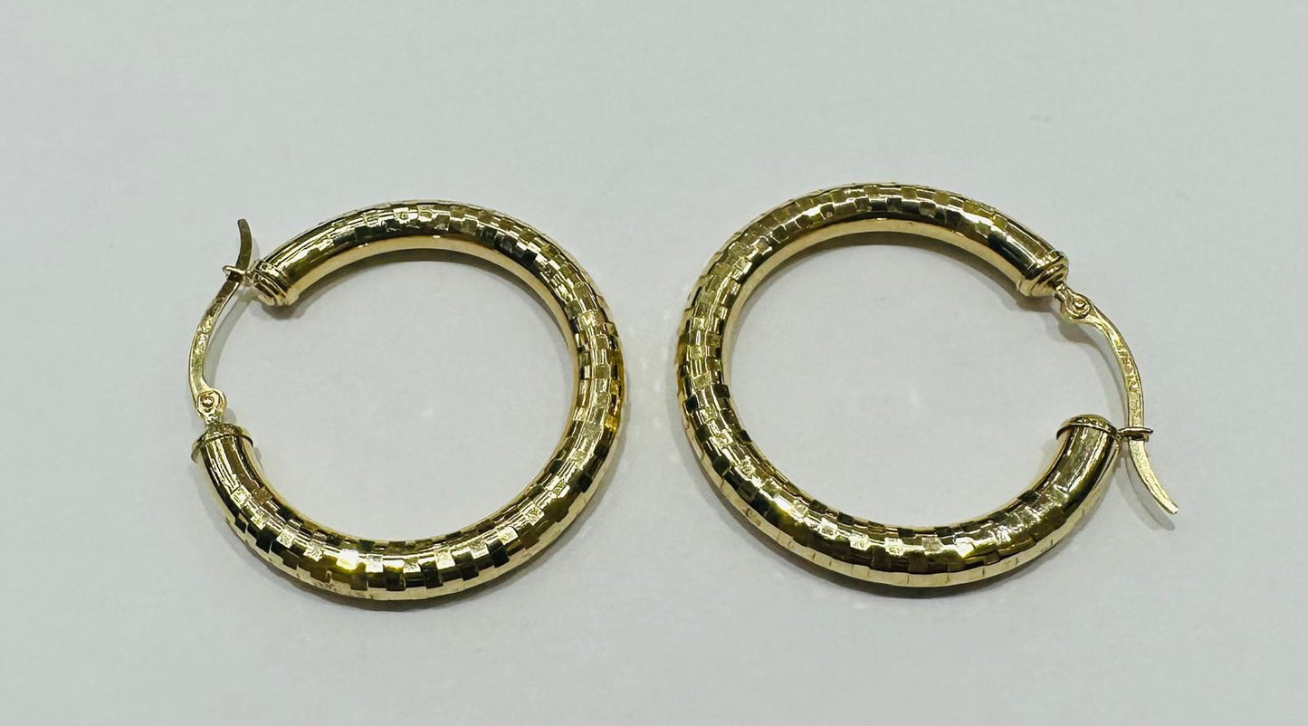10K YELLOW GOLD ROUND HOOP EARRINGS, WEIGHT: 3.9gm