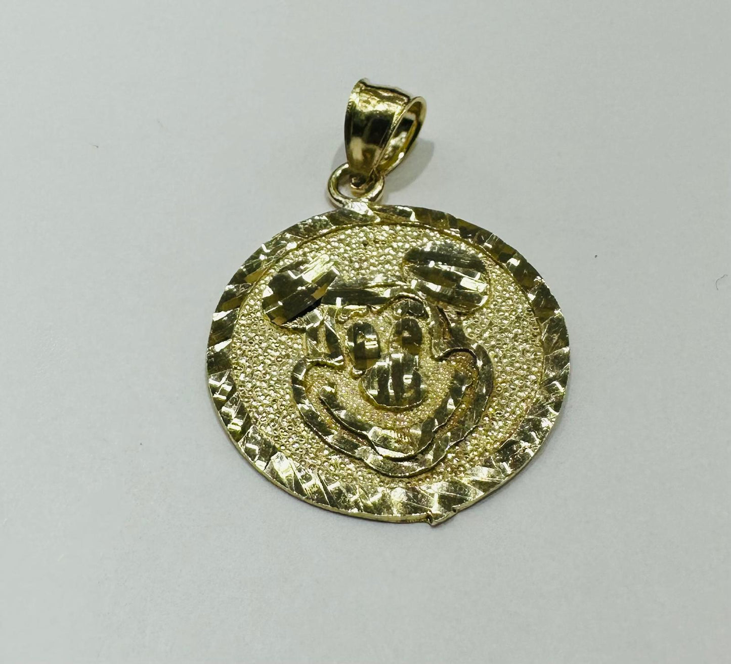 10K GOLD MICKEY MOUSE CHARM, WEIGHT: 2.7gm