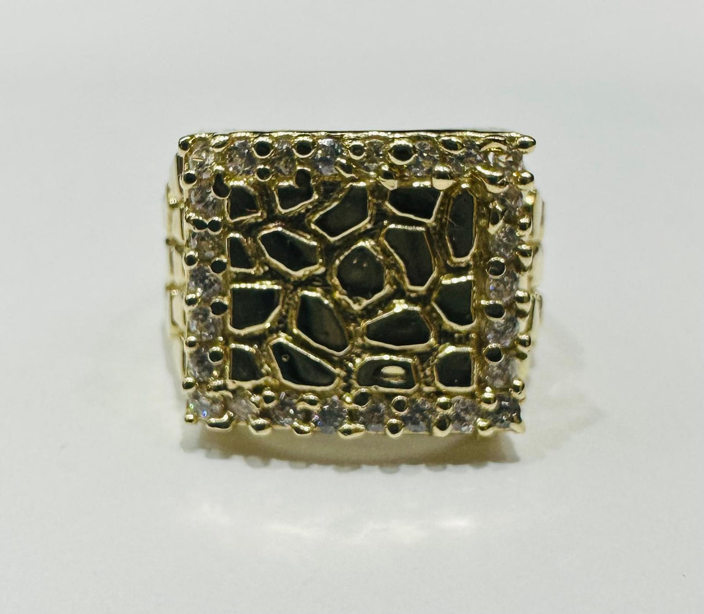 10K GOLD NUGGET RING WITH CZ STONES, SIZE: 6.2, WEIGHT: 3.9gm