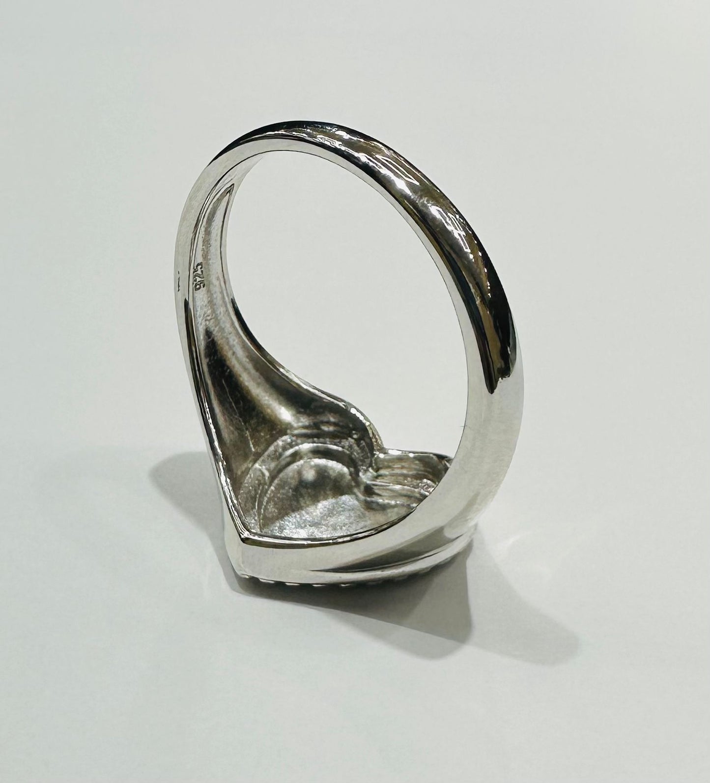 SILVER HEART RING, SIZE: 9.5, WEIGHT: 4.7gm
