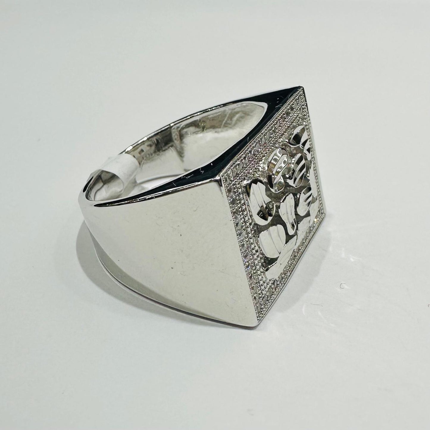 SILVER NUGGET RING WITH CZ STONES, SIZE: 11.5 WEIGHT: 11.0gm