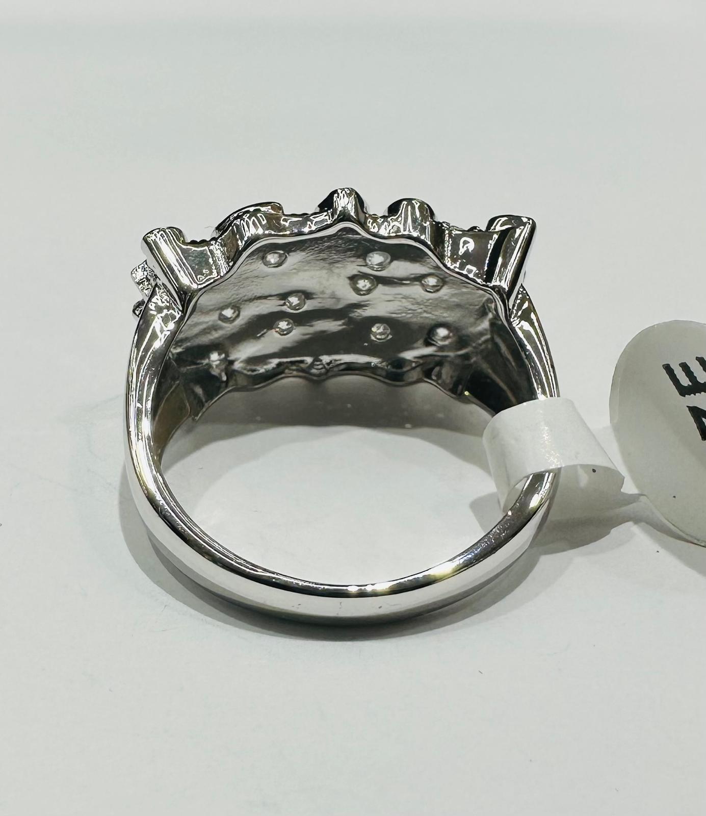 SILVER NUGGET RING WITH CZ STONES, SIZE: 9.5 WEIGHT: 6.4gm