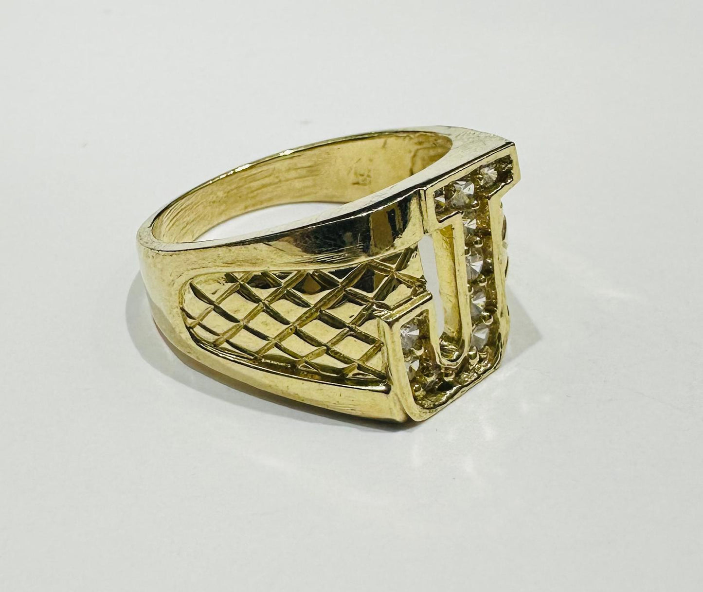 10K GOLD INITIAL LETTER RING "J" SIZE: 10.0 WEIGHT: 6.9gm