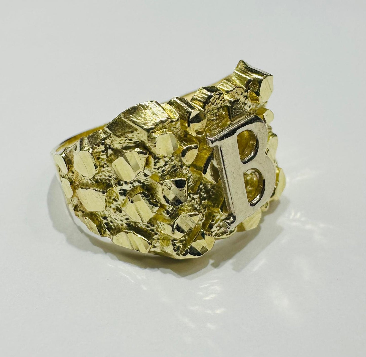 10K GOLD INITIAL LETTER "B" NUGGET RING - SIZE: 11.5 WEIGHT: 4.7gm