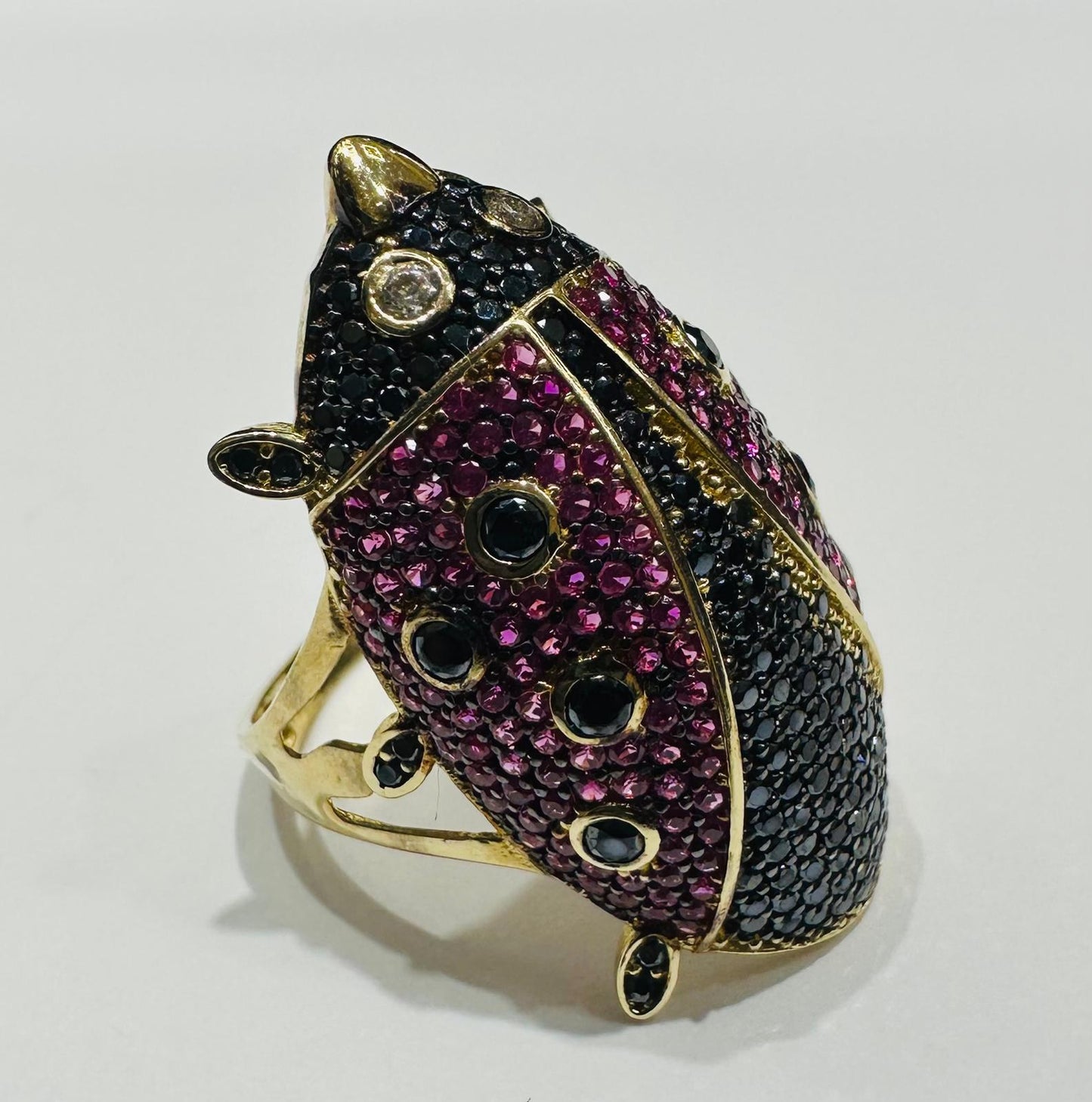10K GOLD LADYBUG RING WITH CZ STONES -SIZE: 8.4 WEIGHT: 5.6gm