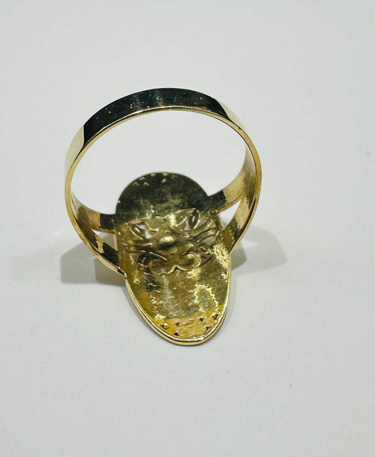 10K GOLD TWO TONED RING -SIZE: 8.0 WEIGHT: 2.5gm