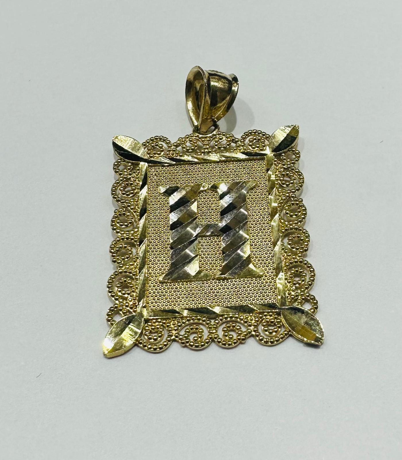 10K GOLD TWO TONED INITIAL LETTER "H" PENDANT -WEIGHT: 3.2gm