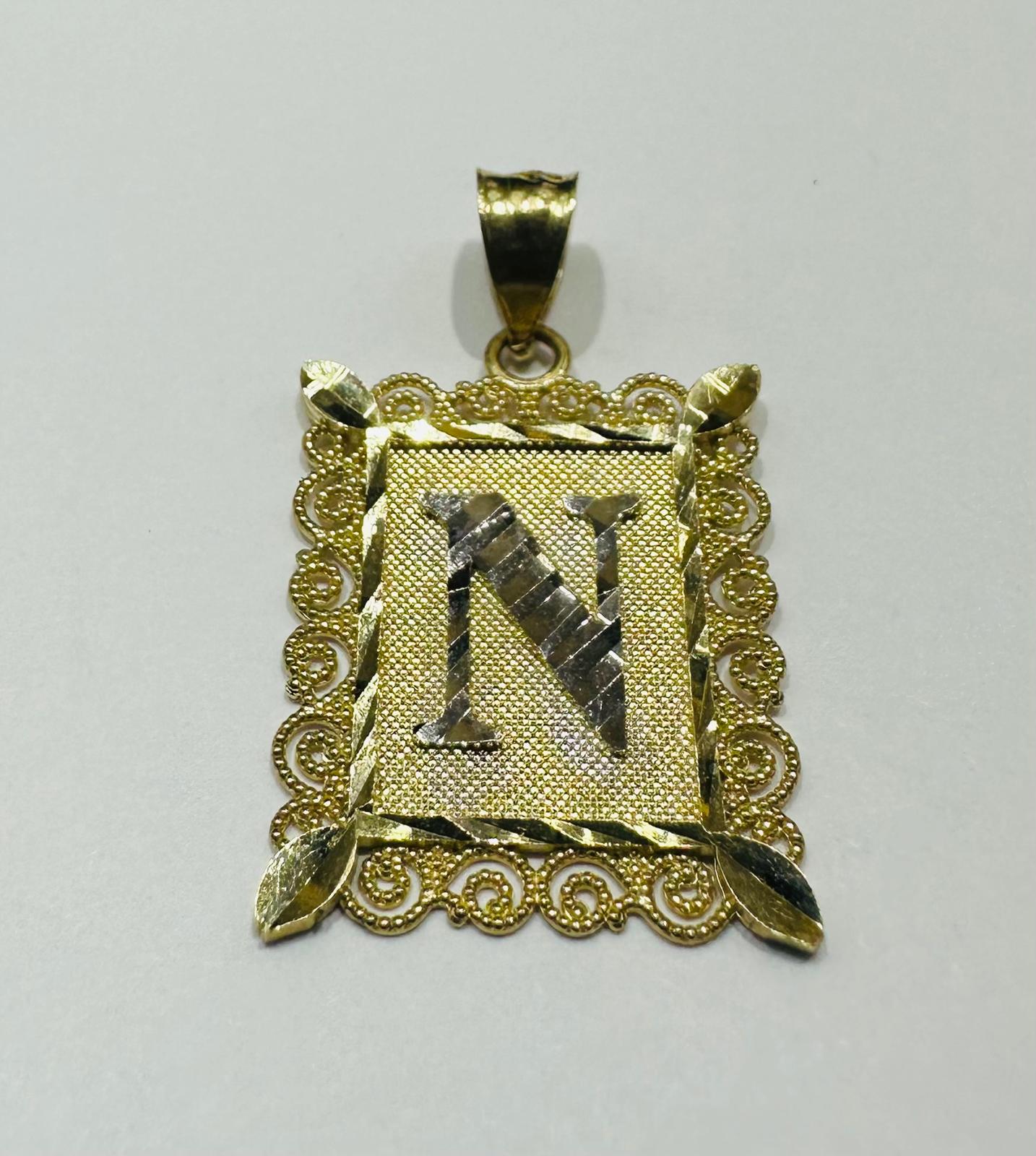 10K GOLD TWO TONED INITIAL LETTER "N" PENDANT- WEIGHT: 1.7gm