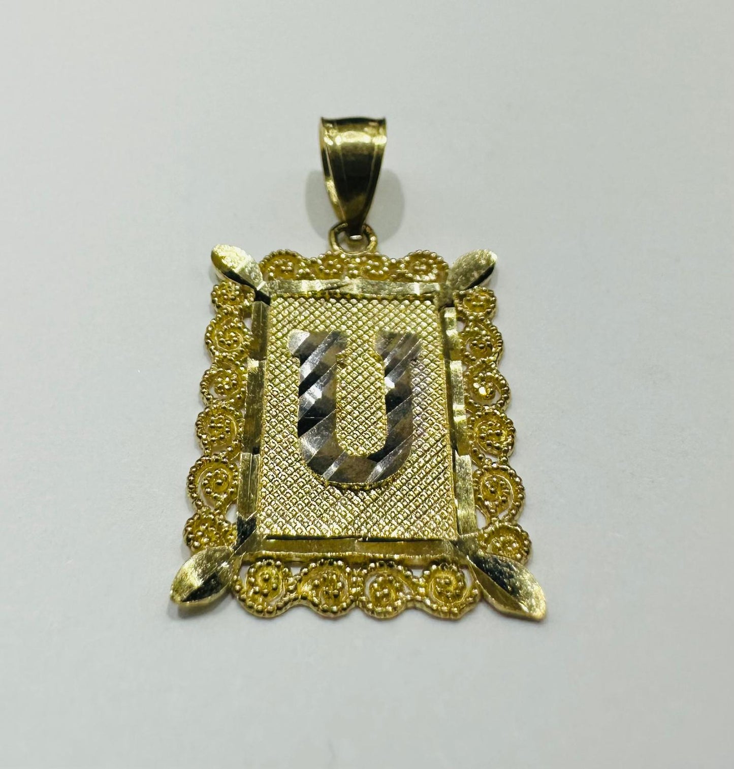 10K GOLD TWO TONED INITIAL LETTER "U" PENDANT