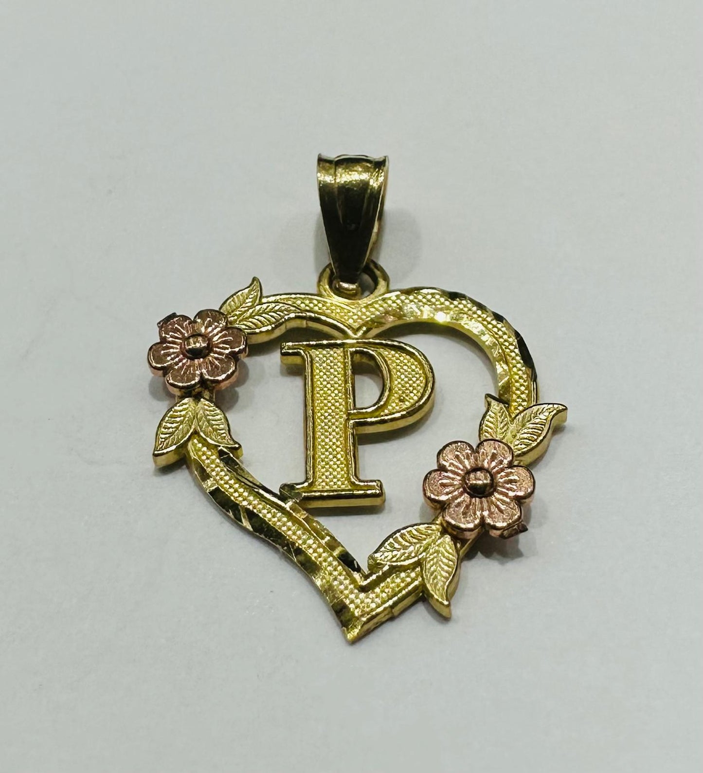 10K GOLD TWO TONED INITIAL LETTER "P" PENDANT