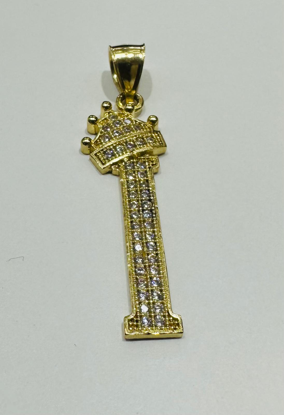 10K GOLD CZ STONE INITIAL LETTER "I" WITH A CROWN PENDANT- WEIGHT: 2.6gm