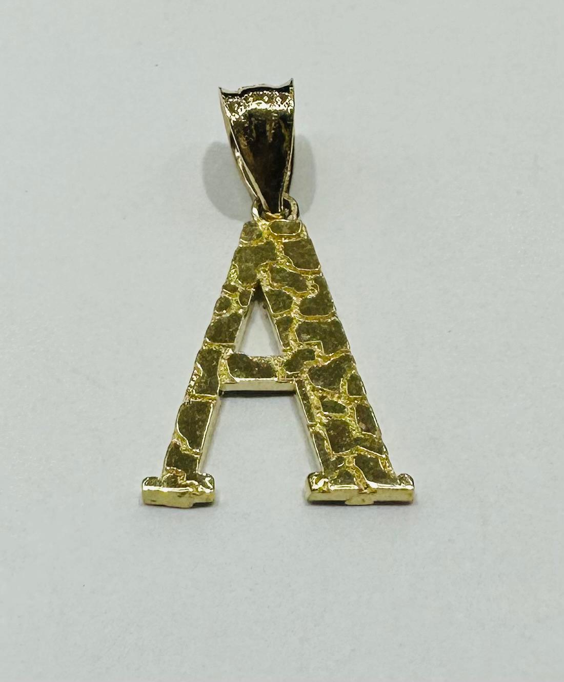 10K GOLD INITIAL LETTER "A" PENDANT